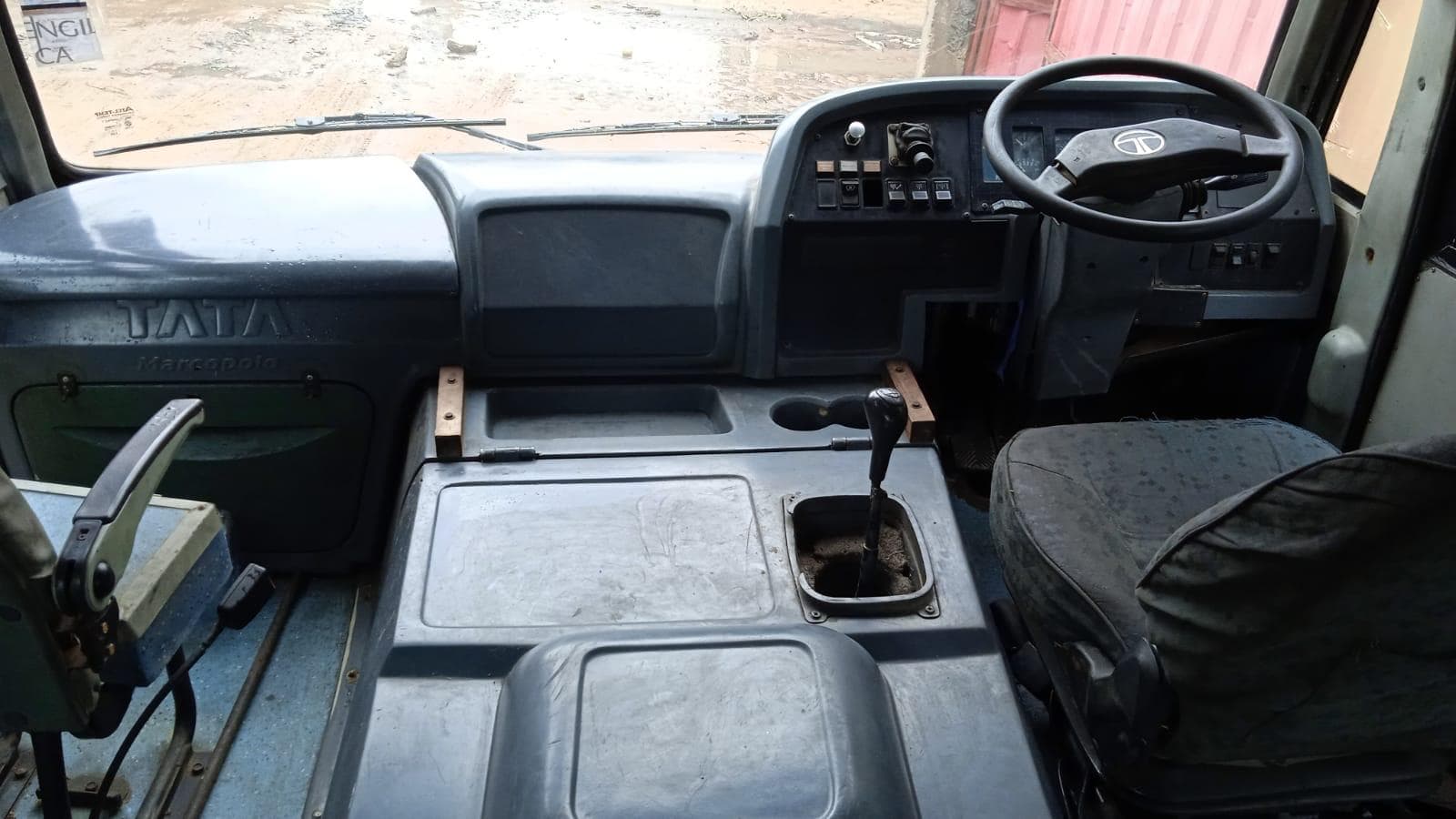 Autocarro Tata · — imagem 9