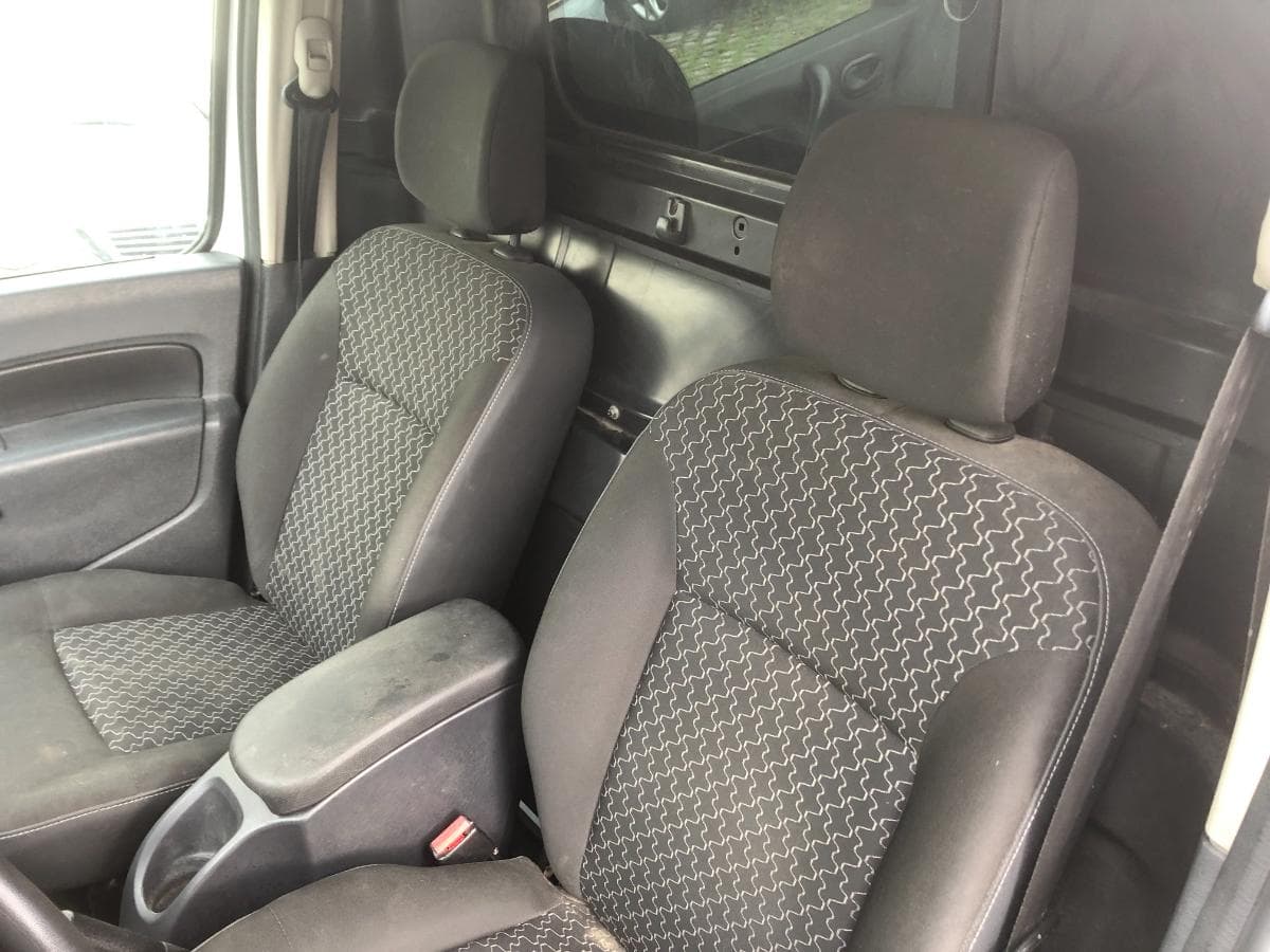 Renault Kangoo 1.5 DCI · Ano 2016 — imagem 30