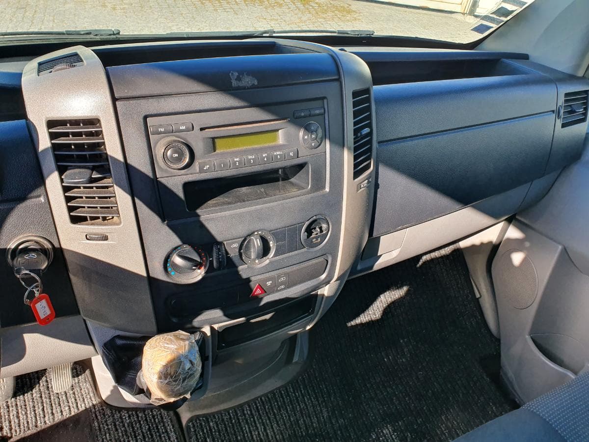 Mercedes-Benz Sprinter 210 CDI · Ano 2011 — imagen 26