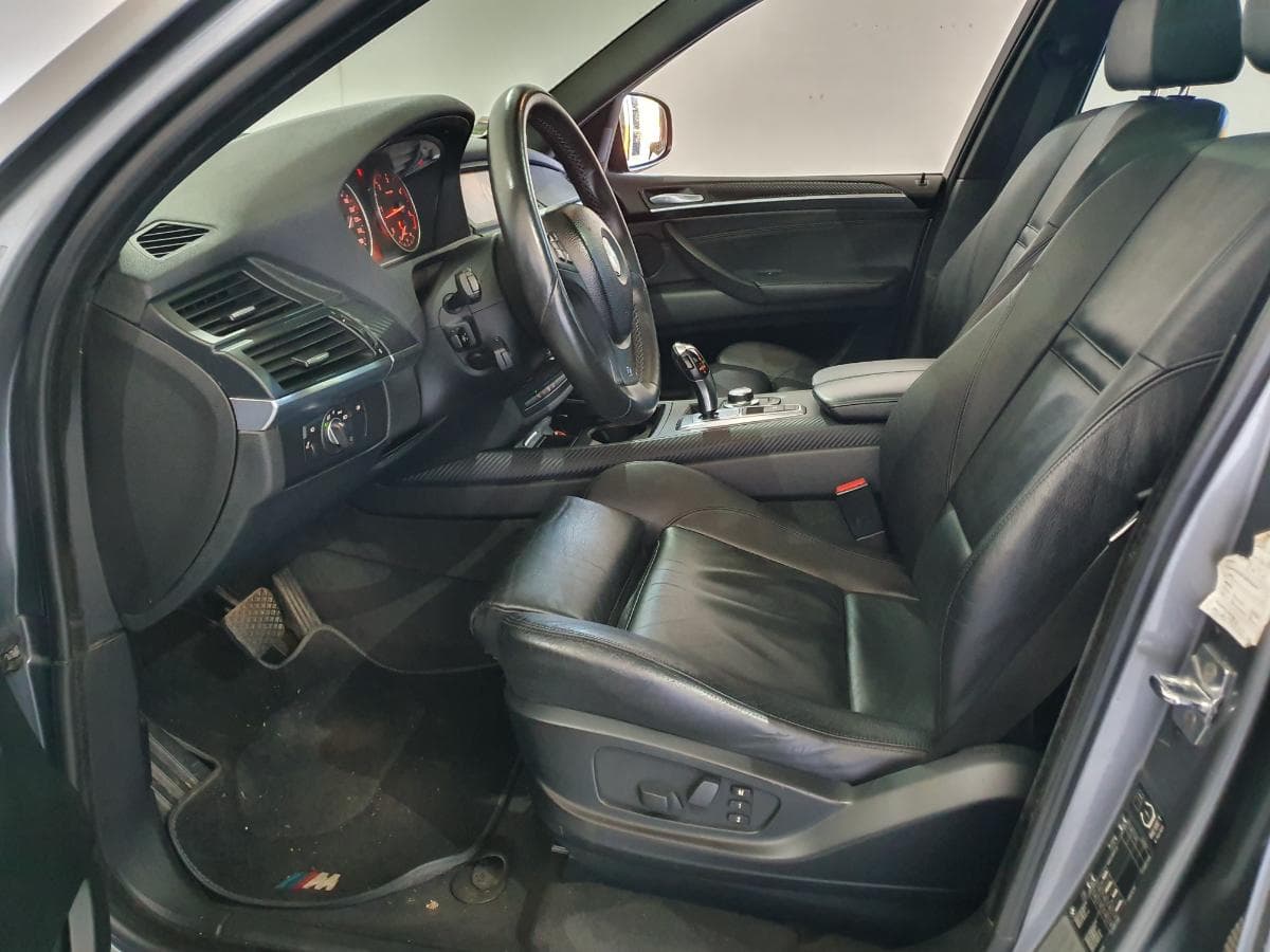 BMW X5 3.0 D · Ano 2007 — image 31