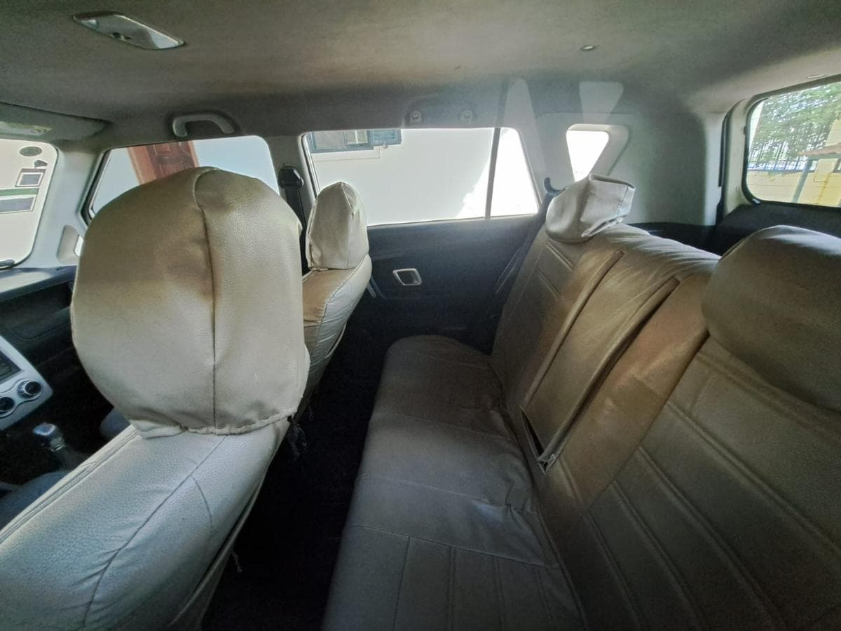 Veículo Zxauto C3 · Viana — imagen 6