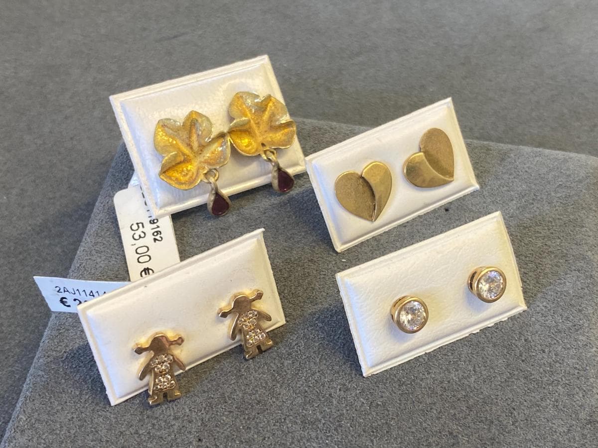Pendientes de plata y otros materiales — imagen 2