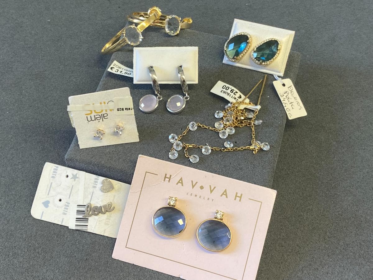 Pendientes de plata y otros materiales — imagen 4