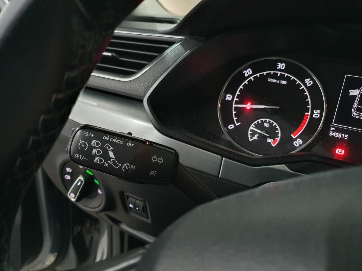 Skoda 1.6 TDI · Ano 2016 — imagen 44