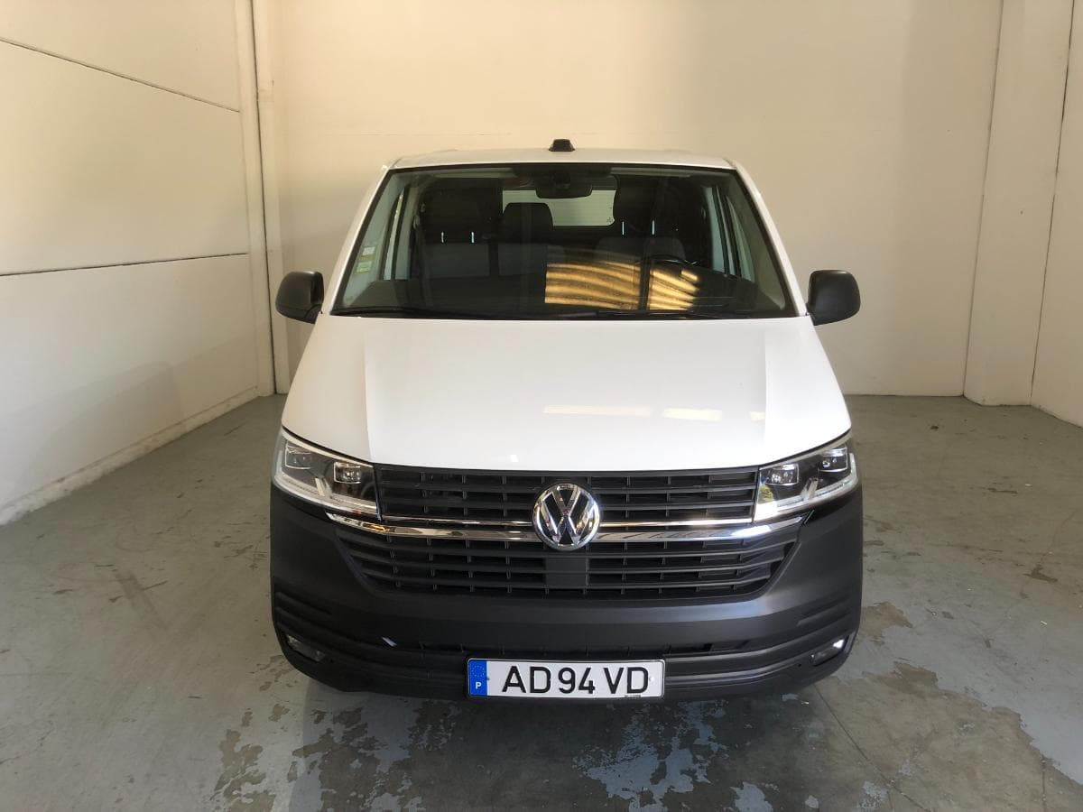Volkswagen Transporter · Ano 2020 — imagen 3