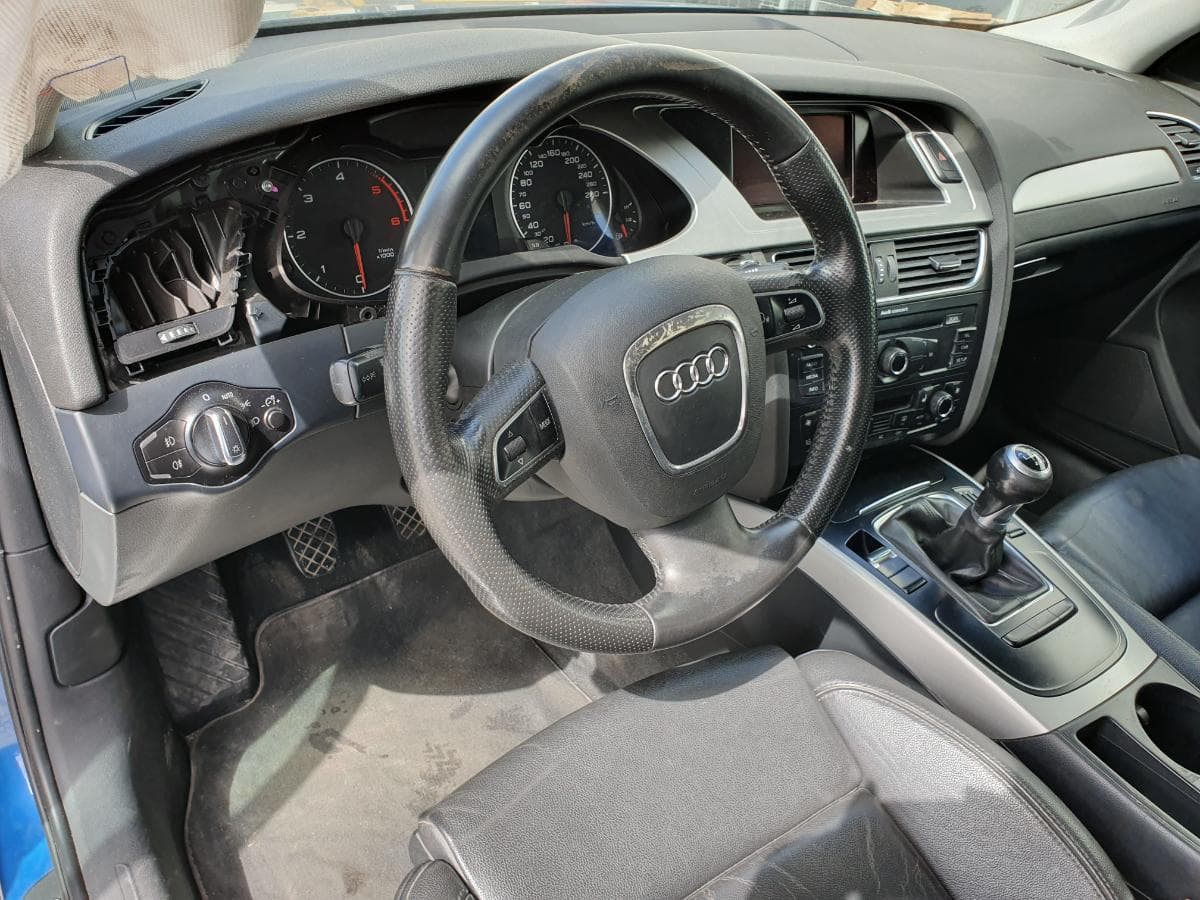 Audi A4 2.0 TDI · Ano 2012 — imagen 38