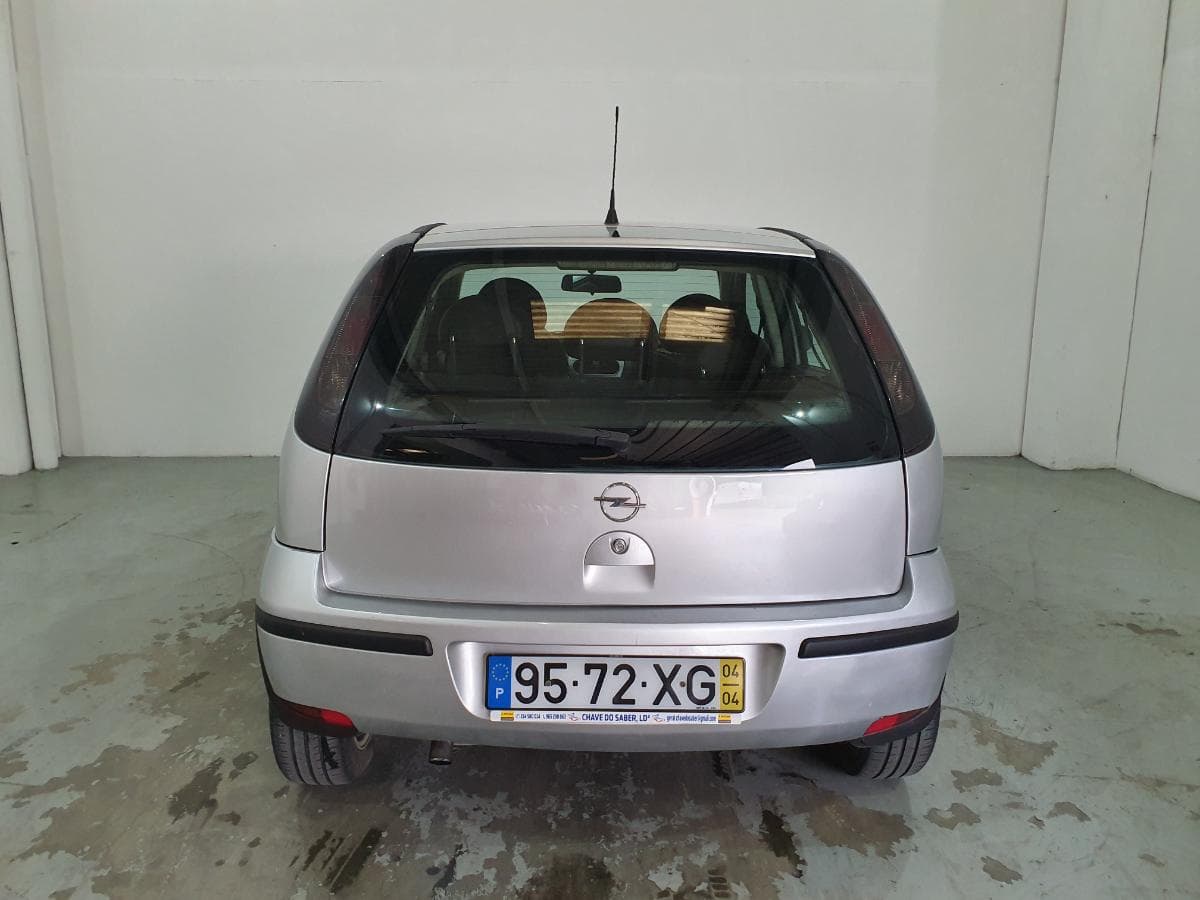 Opel Corsa · Ano 2004 — imagen 8
