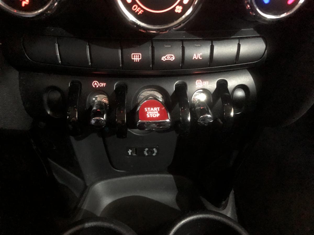 Mini Cooper SD · Ano 2016 — image 16