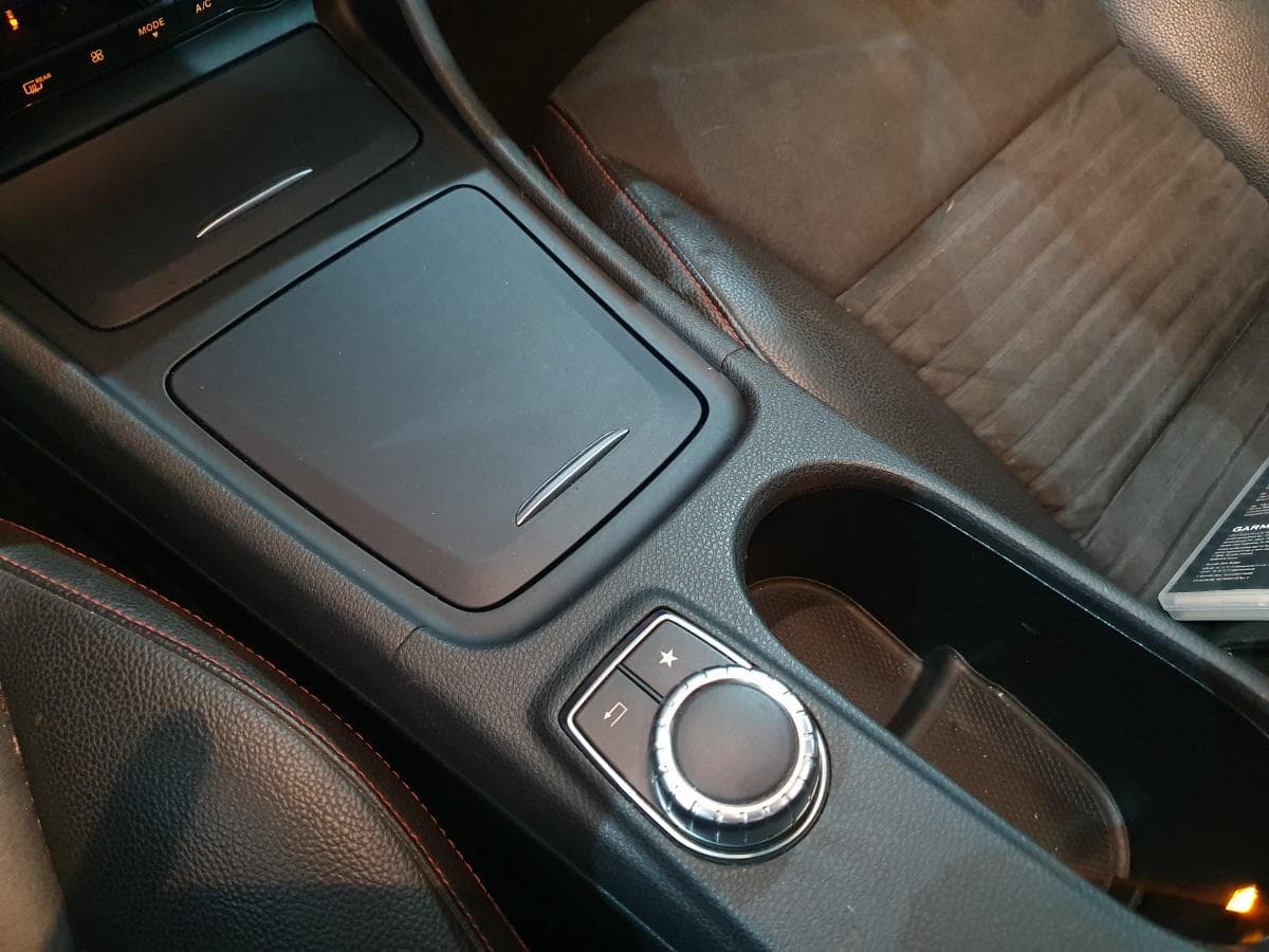 Mercedes-Benz CLA 200 CDI KIT AMG · Ano 2015 — image 36