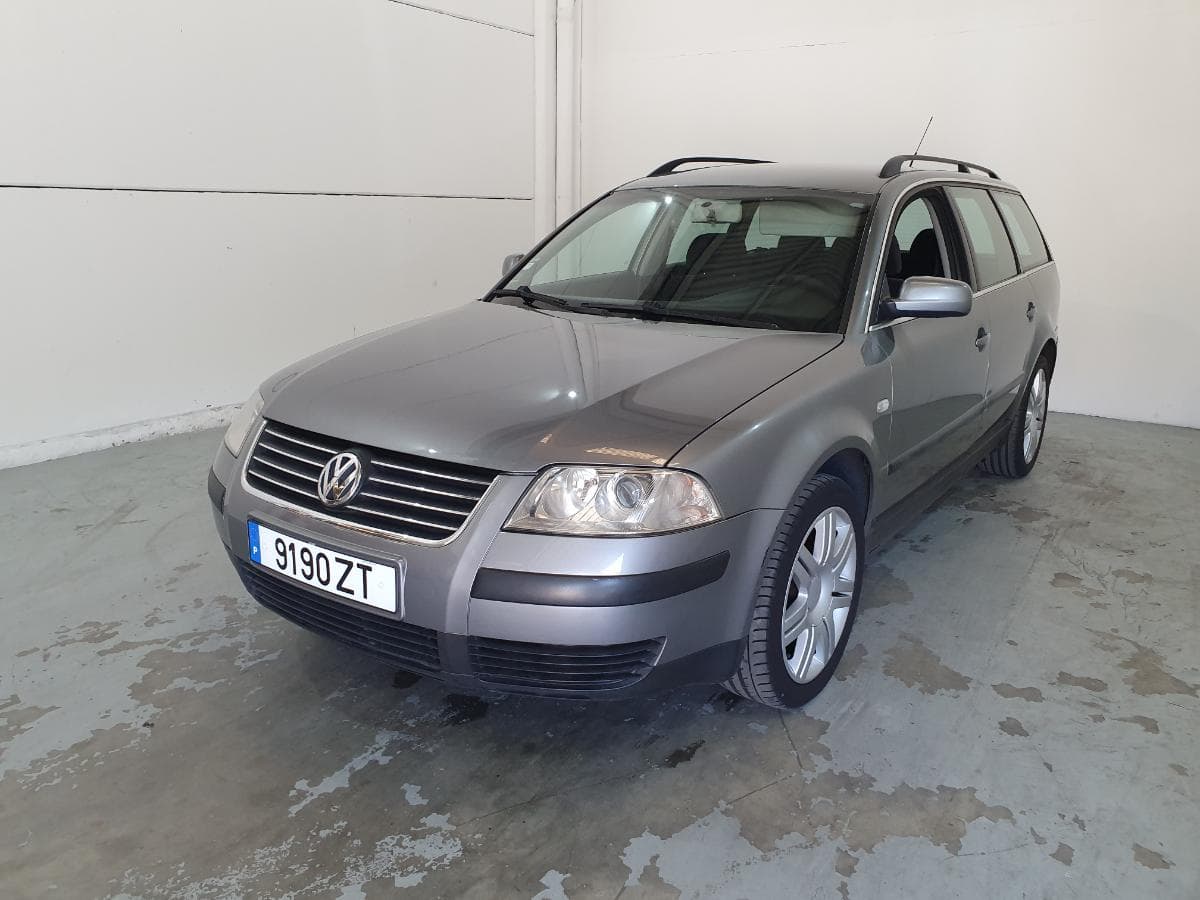 Volkswagen Passat 1.9 TDI · Ano 2001 — imagen 2
