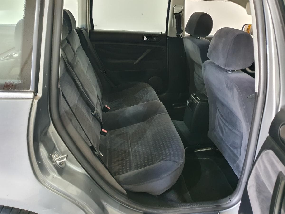 Volkswagen Passat 1.9 TDI · Ano 2001 — imagen 21
