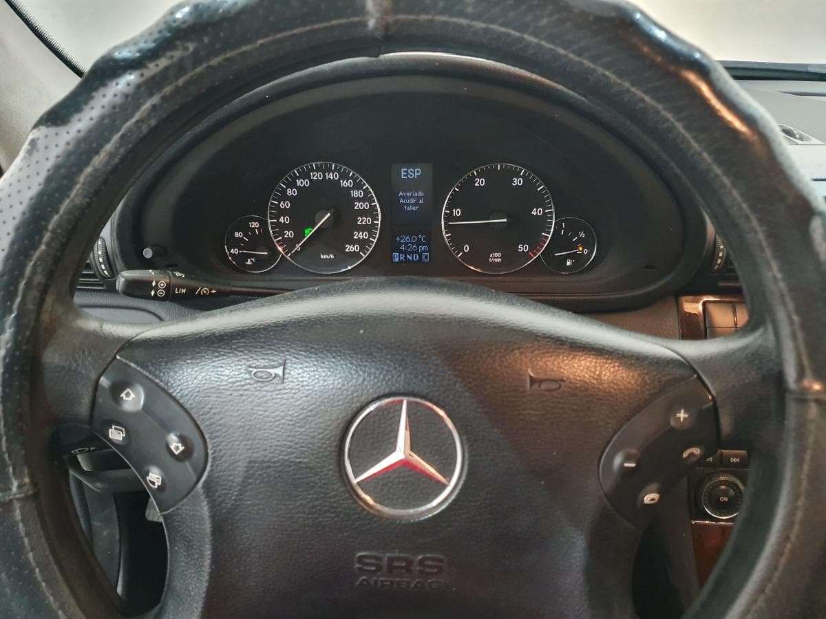 Mercedes-Benz C200 CDI · Ano 2004 — imagen 36