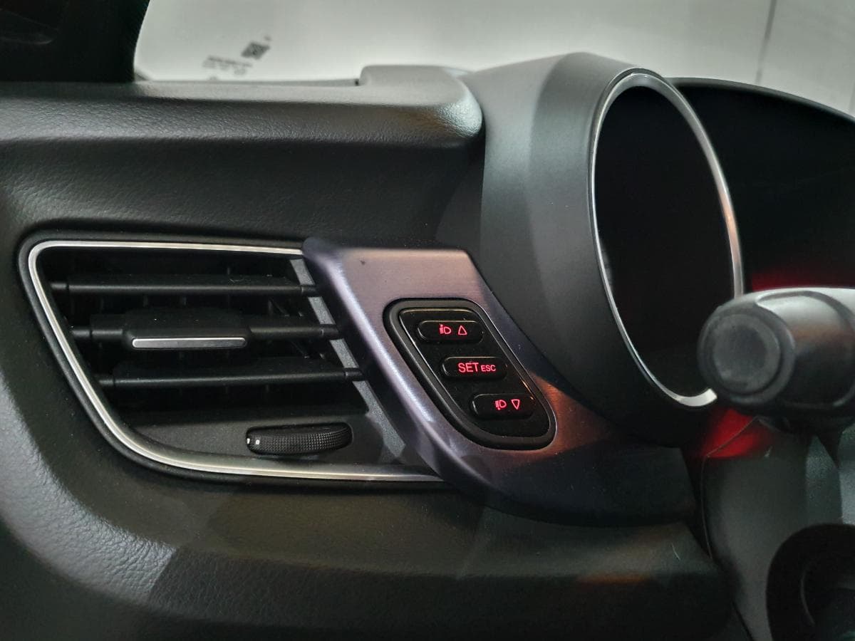 Alfa Romeo Giulietta 1.6 JTD · Ano 2012 — imagen 32