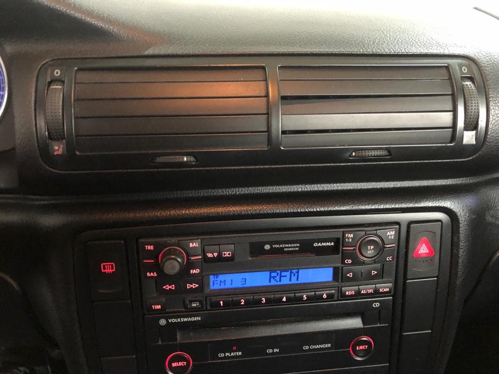 Volkswagen Passat TDI · Ano 2002 — image 18