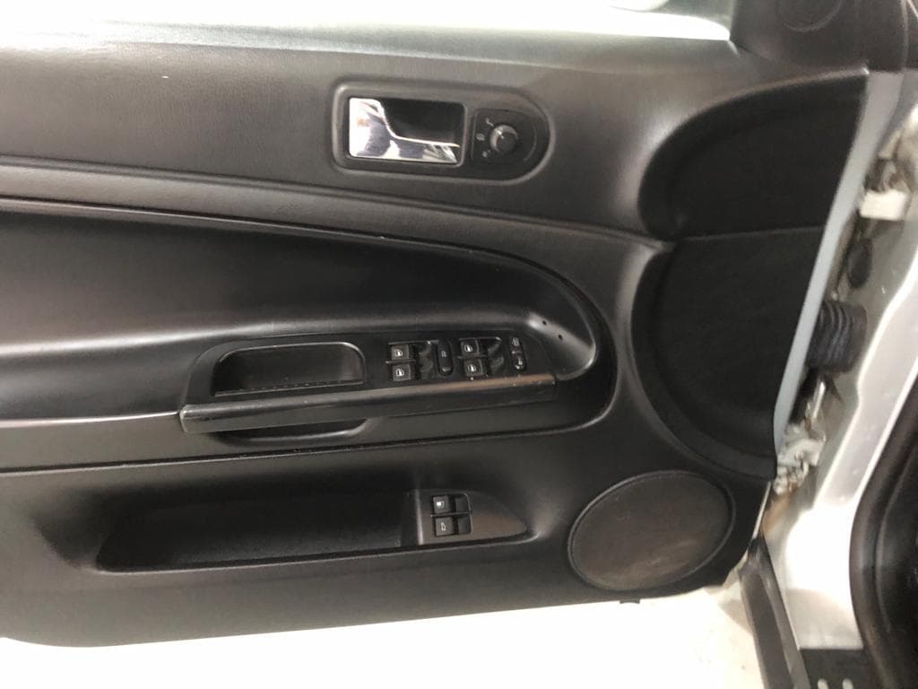 Volkswagen Passat TDI · Ano 2002 — image 21