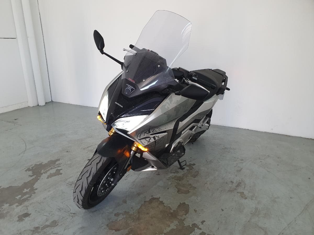 Motociclo Honda Forza 750 XADV · Ano 2020 — image 2