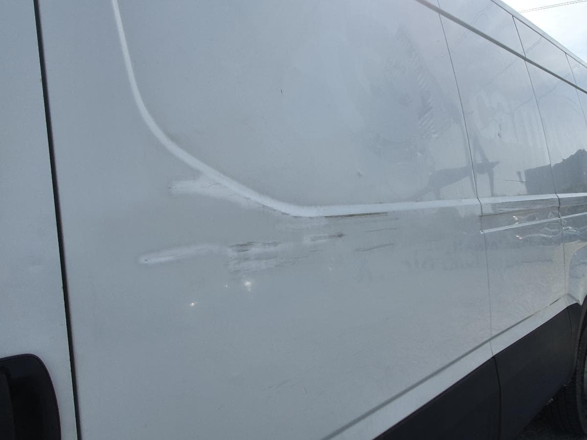 Iveco Daily 35-160 · Ano 2017 — imagen 14