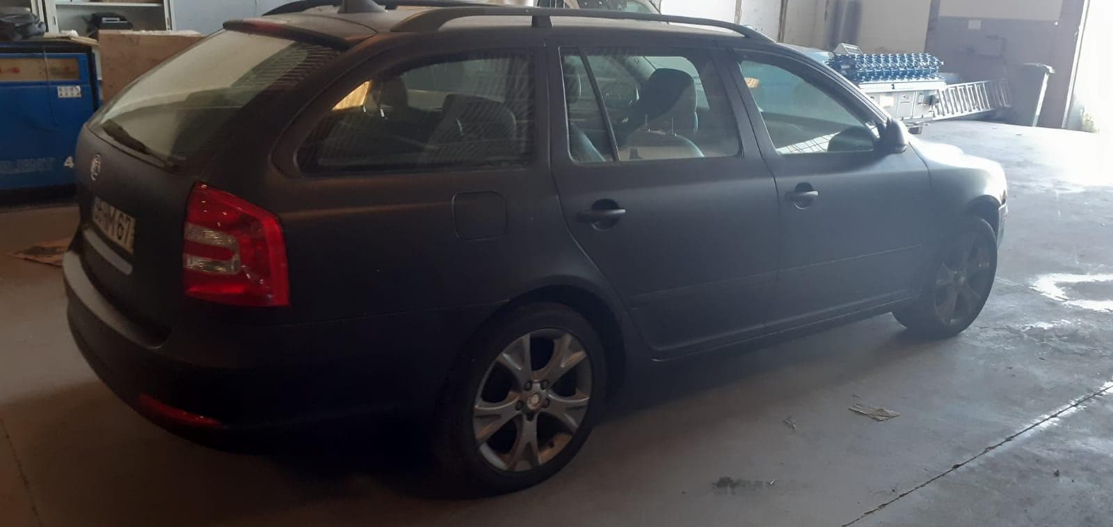 Skoda Octávia II Combi 2.0 TDI · Ano 2009 — image 8