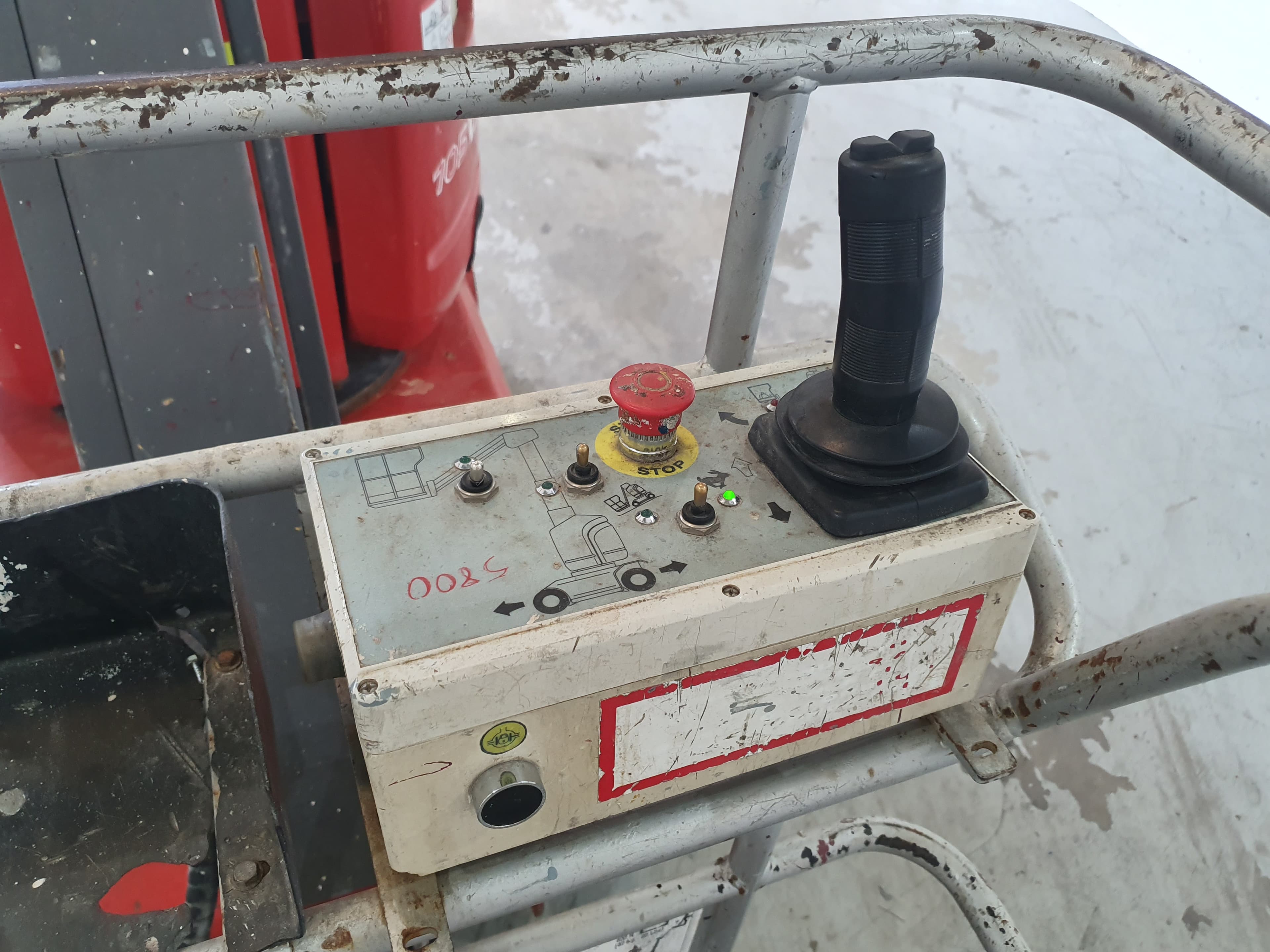 Plataforma Elevatória Manitou 105 VJR2 — image 9
