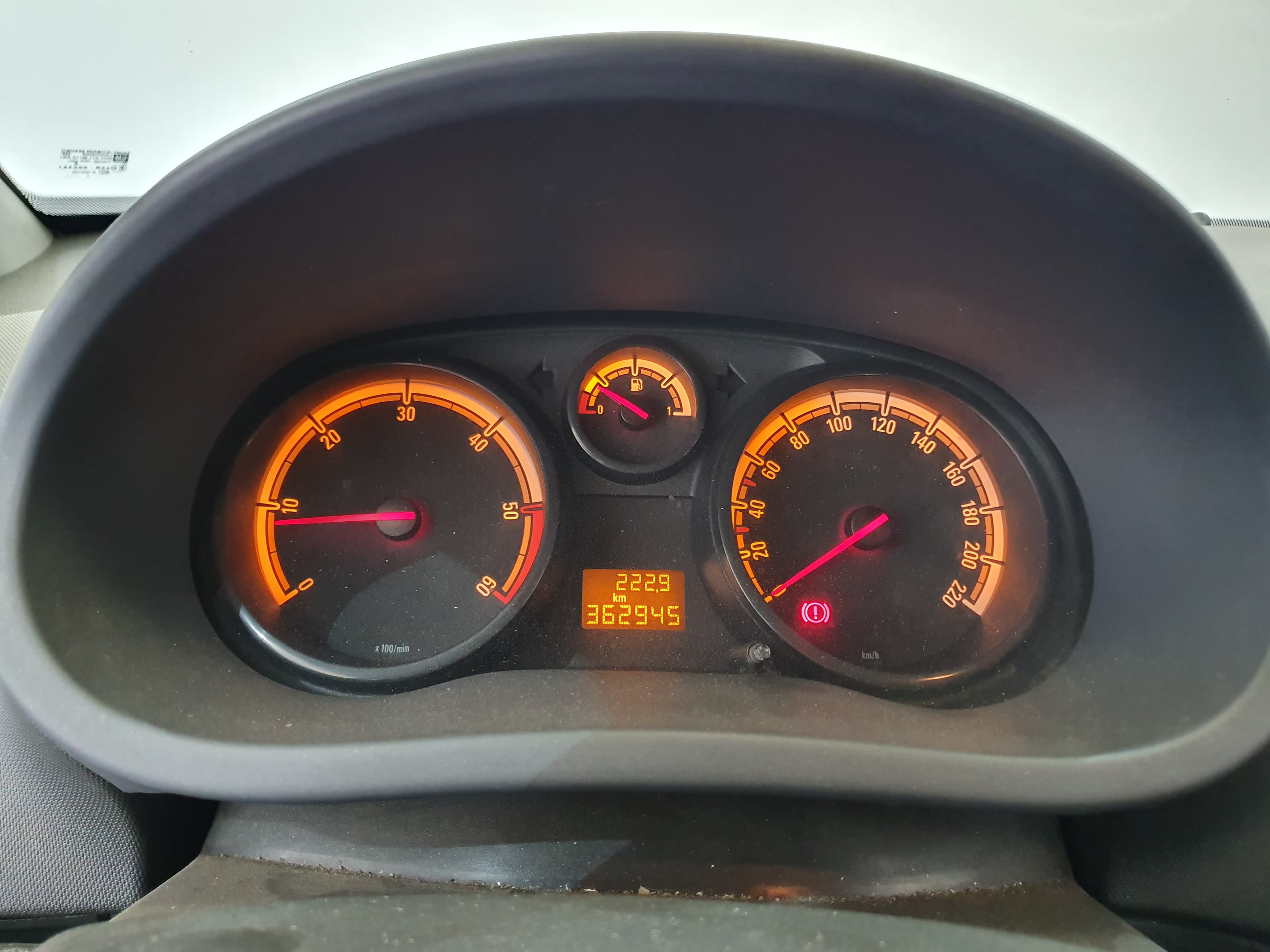 Opel Corsa 1.3 CDTI · Ano 2007 — imagen 32