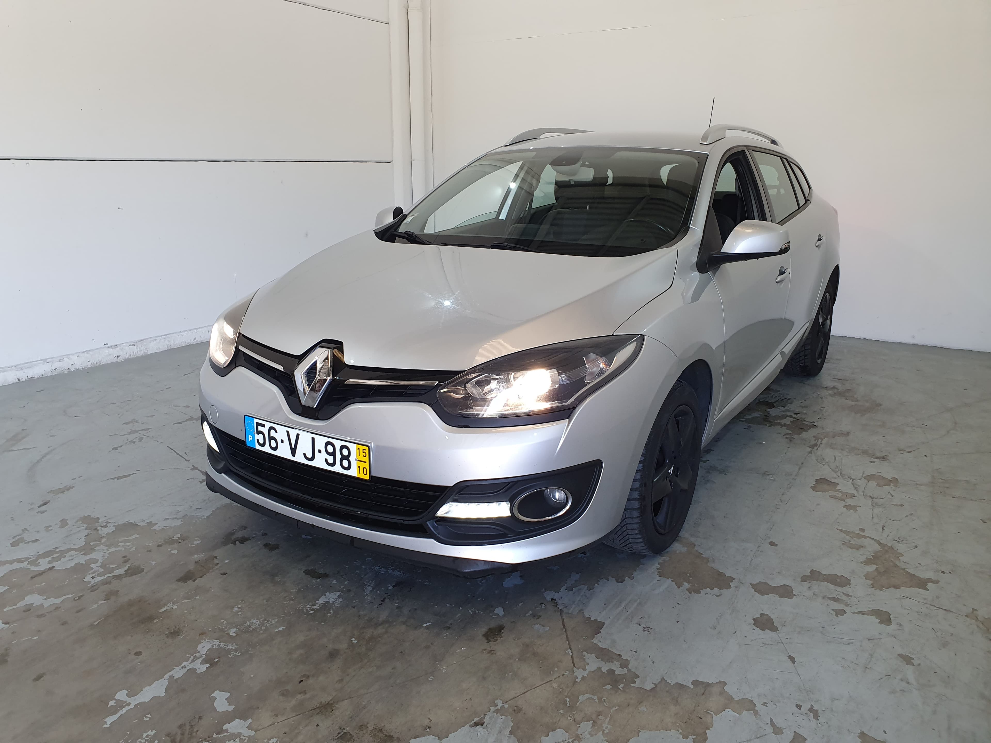 Renault Mégane 1.5 DCI · Ano 2015 — image 3