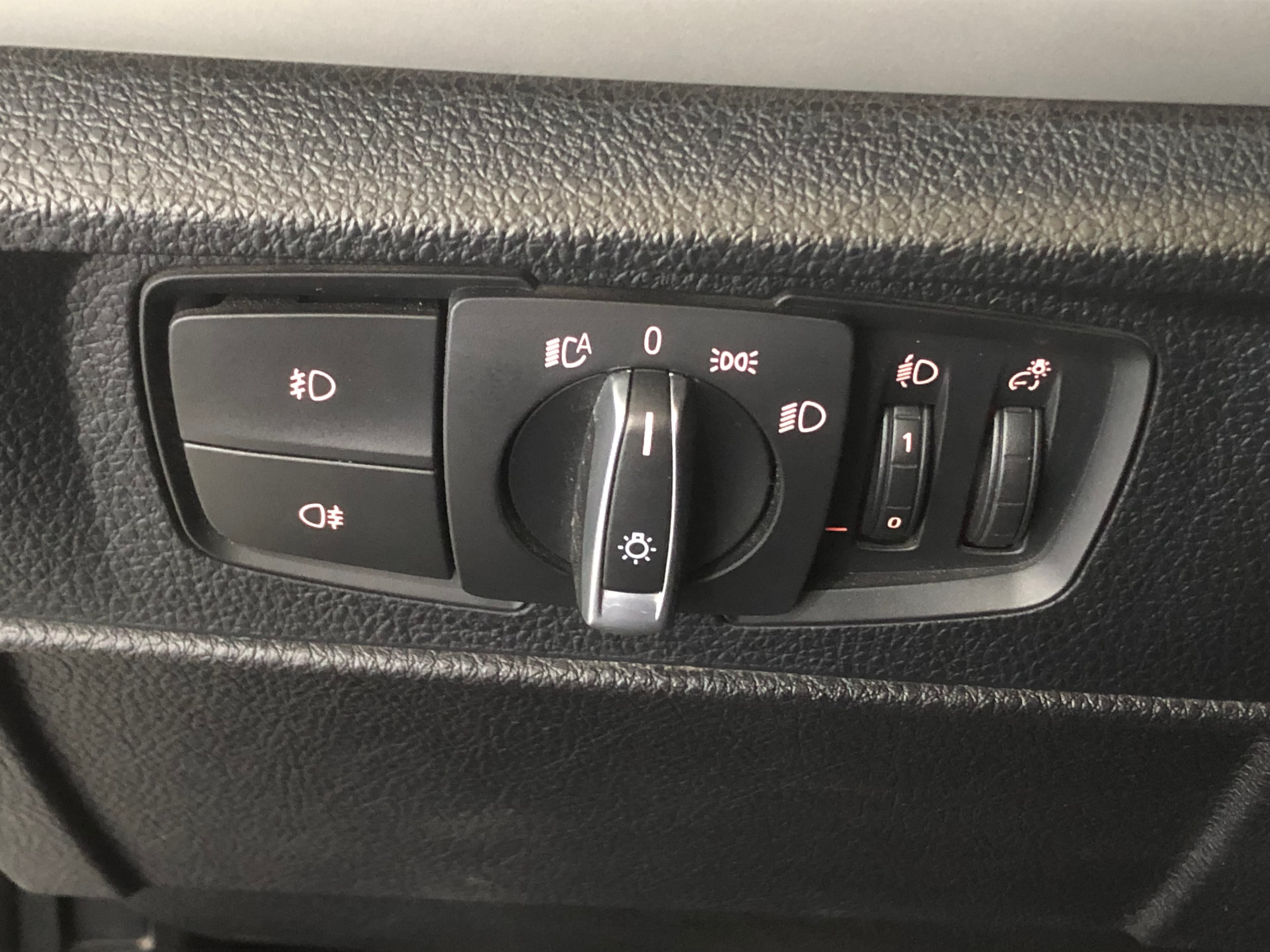 BMW 116D · Ano 2012 — imagen 24