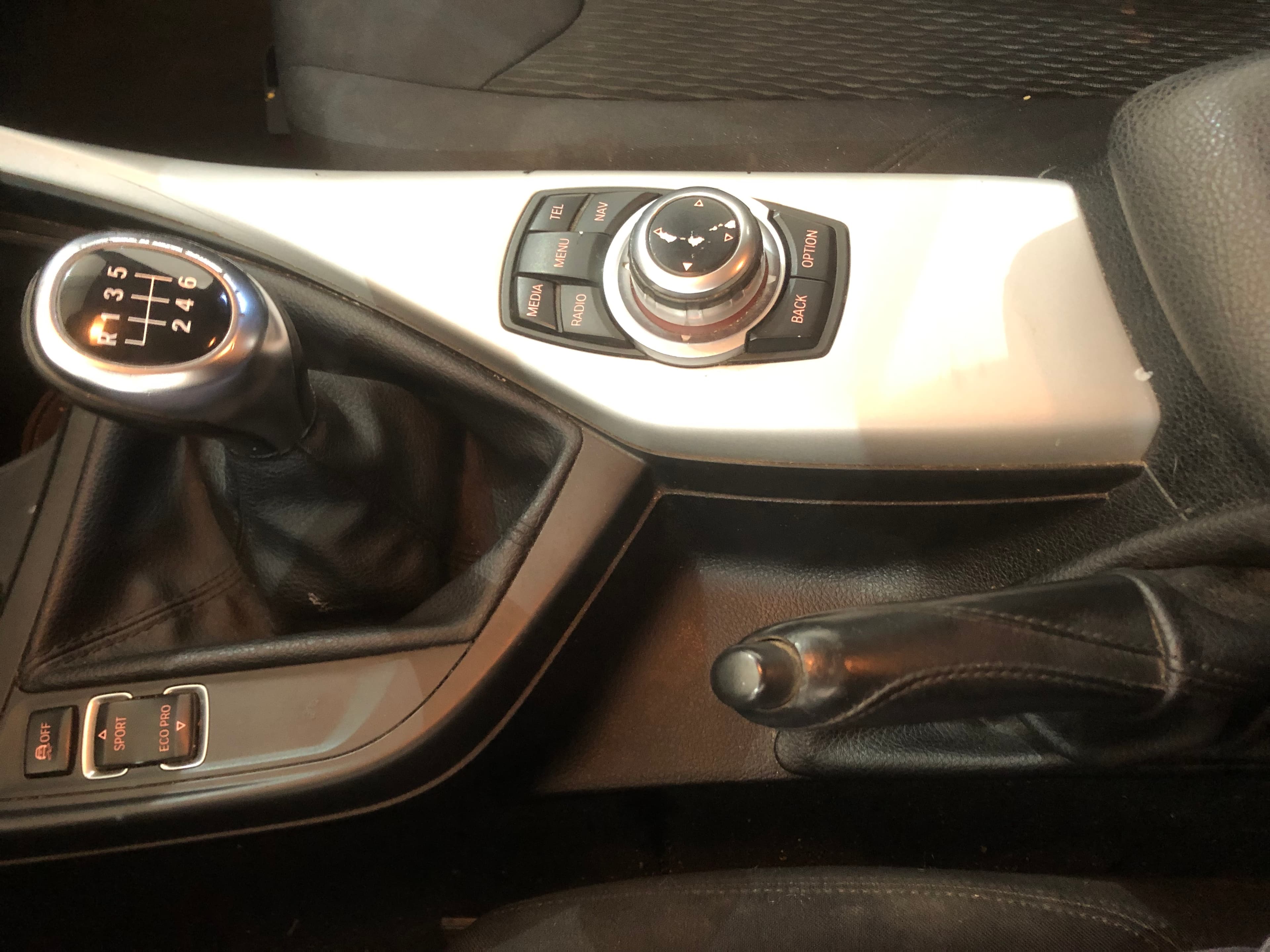 BMW 116D · Ano 2012 — imagen 36