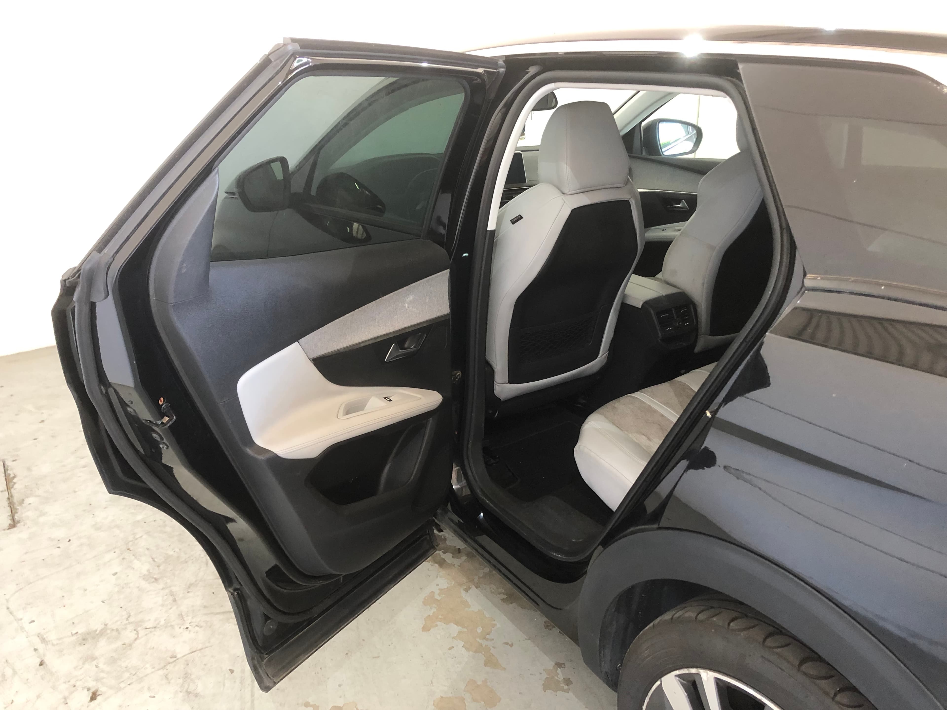 Peugeot 3008 1.6 HDI · Ano 2016 — imagen 23