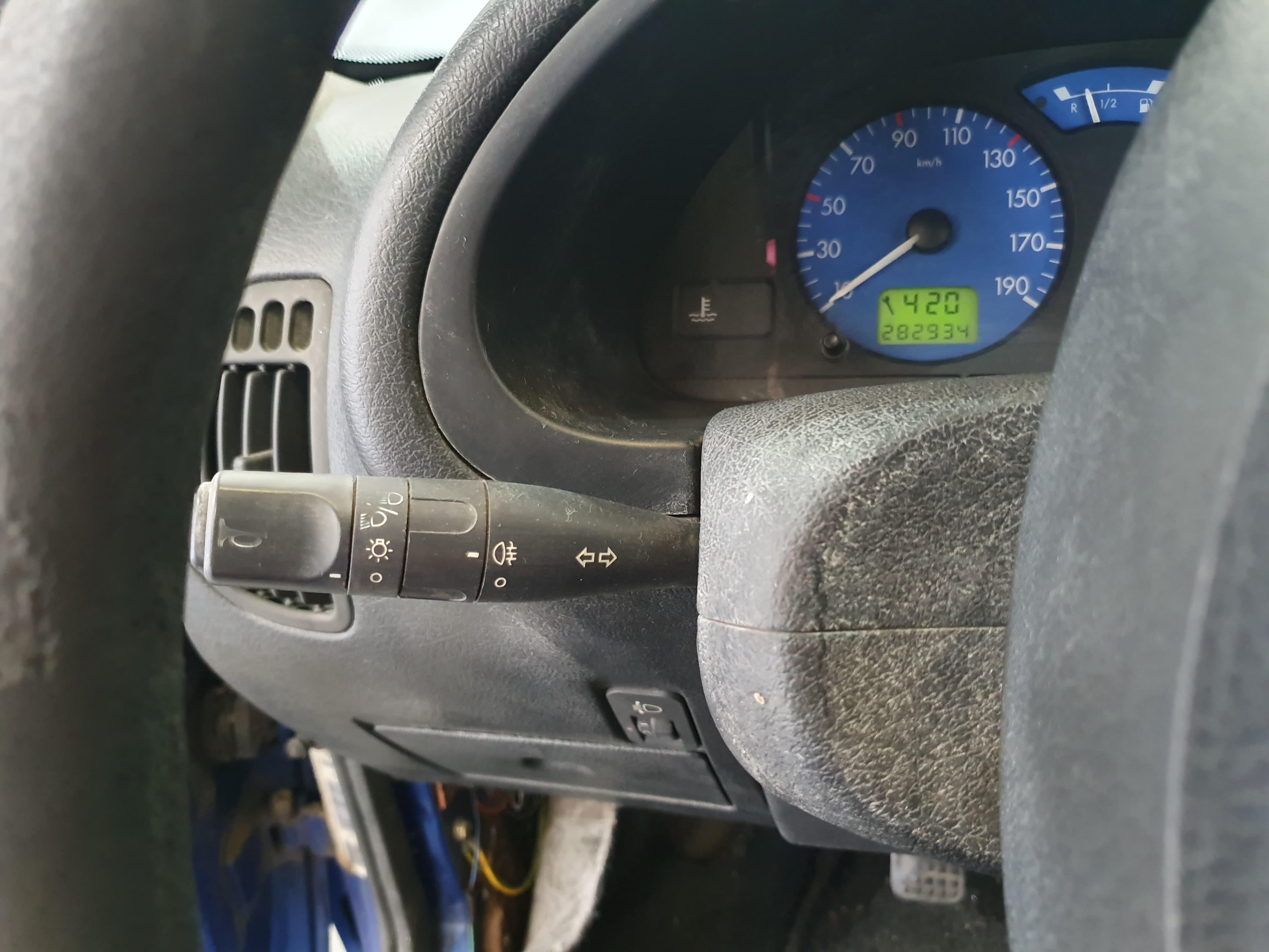 Citroën Saxo · Ano 2002 — imagem 28