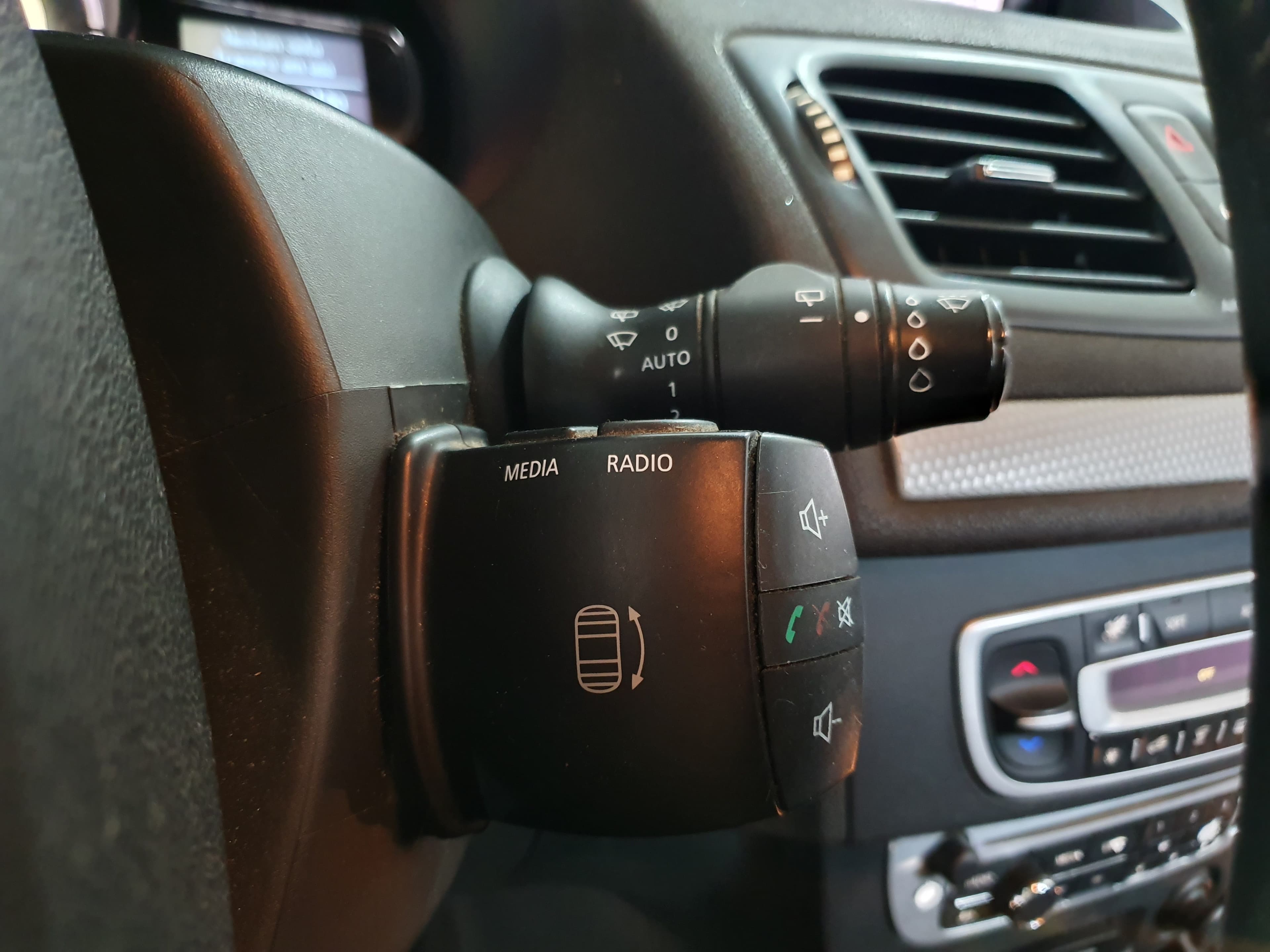 Renault Mégane · Ano 2012 — imagem 36