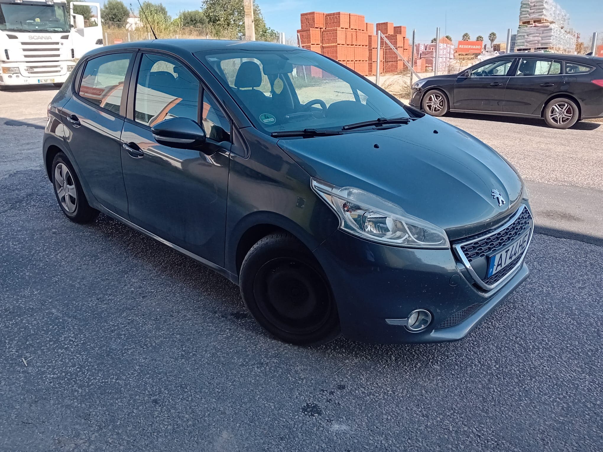 Peugeot 208 · Ano 2012 — imagen 3