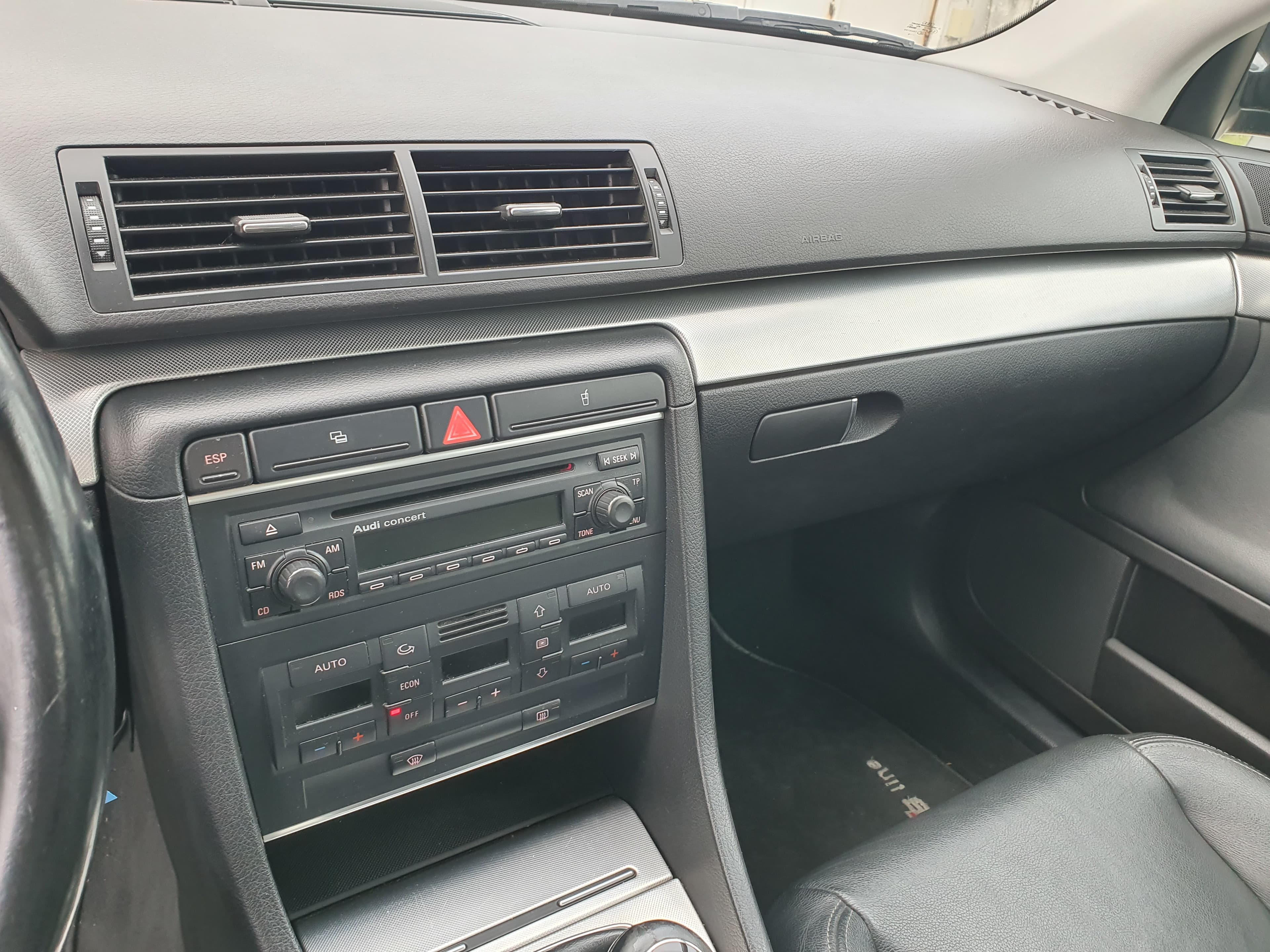 Audi A4 1.9 TDI · Ano 2005 — image 21