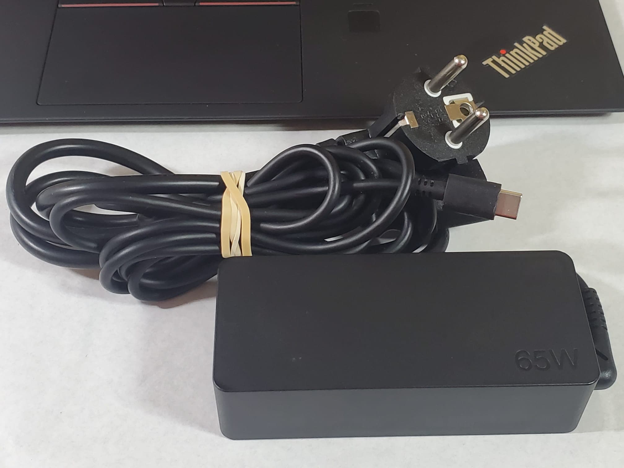 Portátil Lenovo ThinkPad X1 Carbon Quinta Geração — image 8