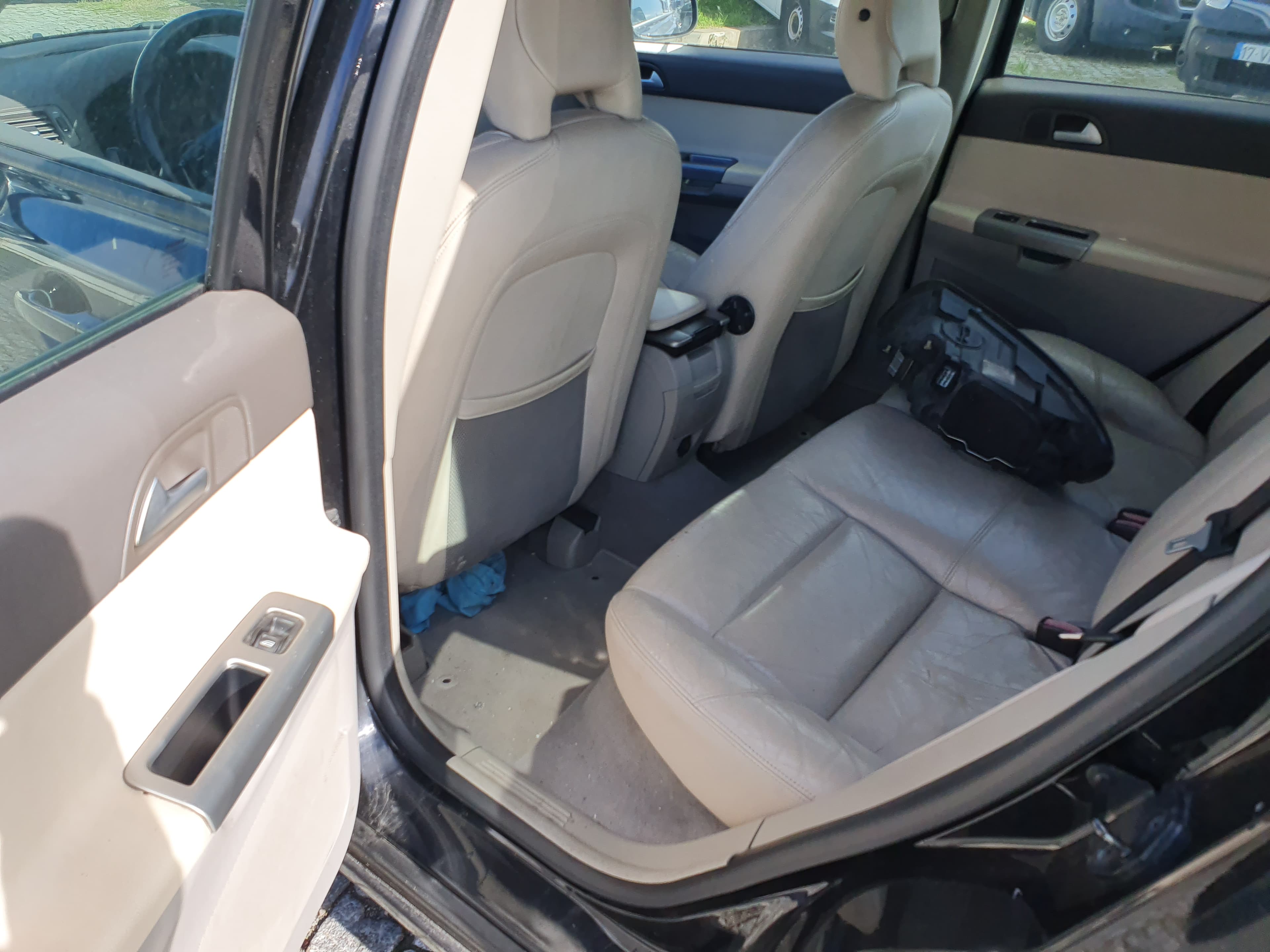 Volvo V50 · Ano 2008 — image 35