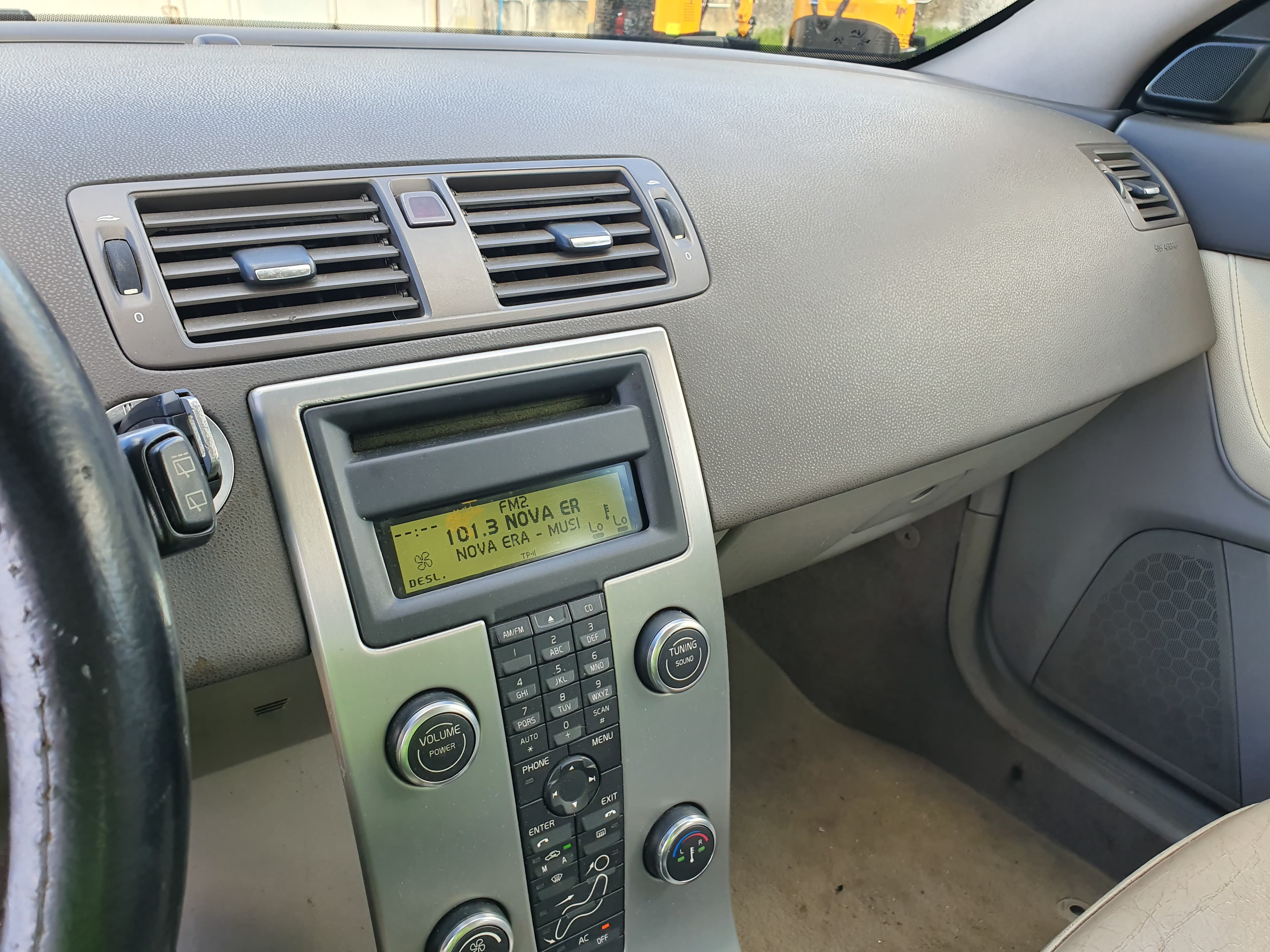 Volvo V50 · Ano 2008 — image 31