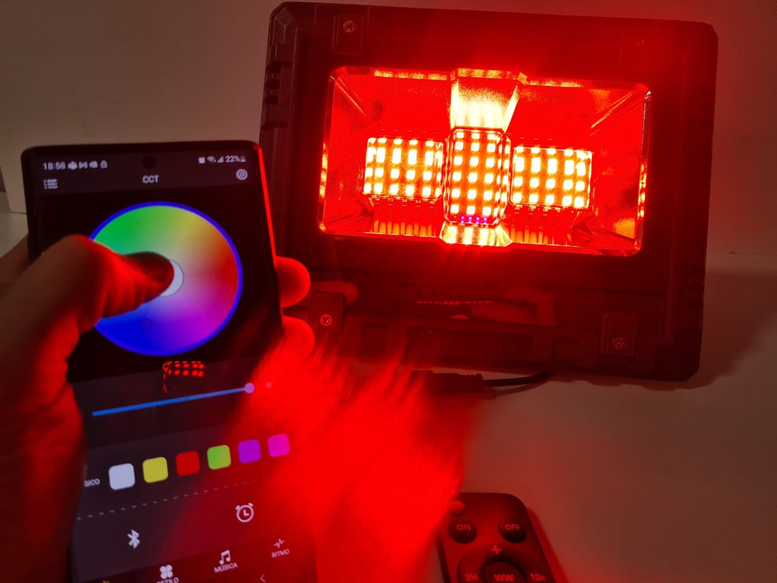 Foco Led e Painel Solar — imagem 7