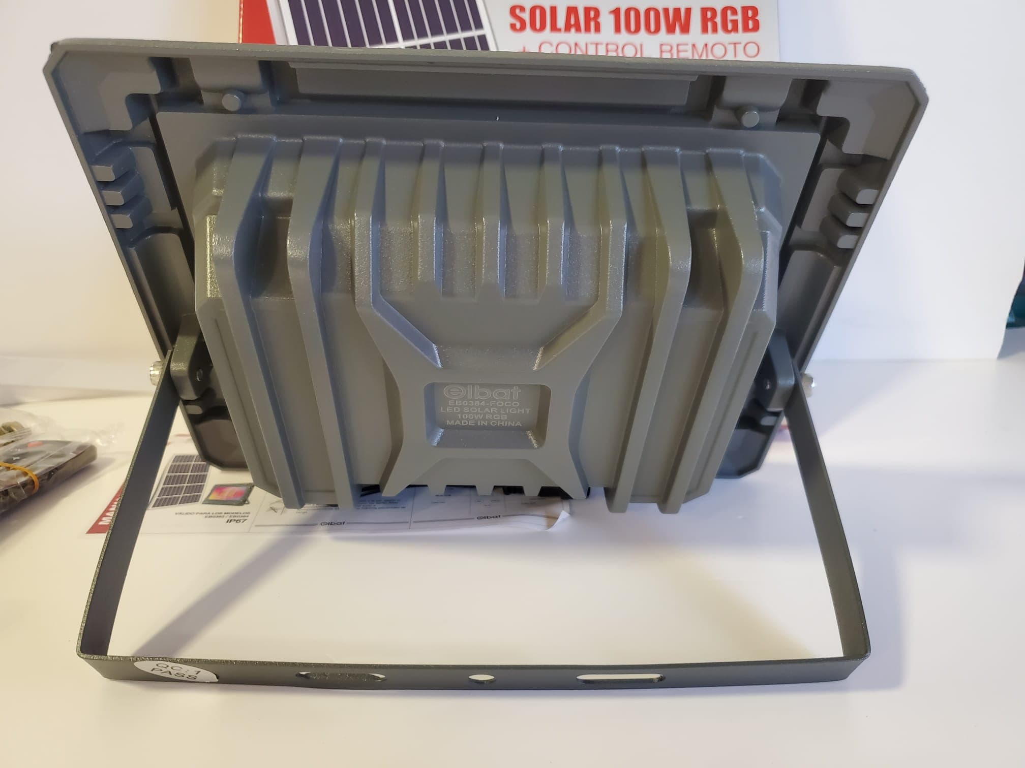 Foco Led e Painel Solar — image 24
