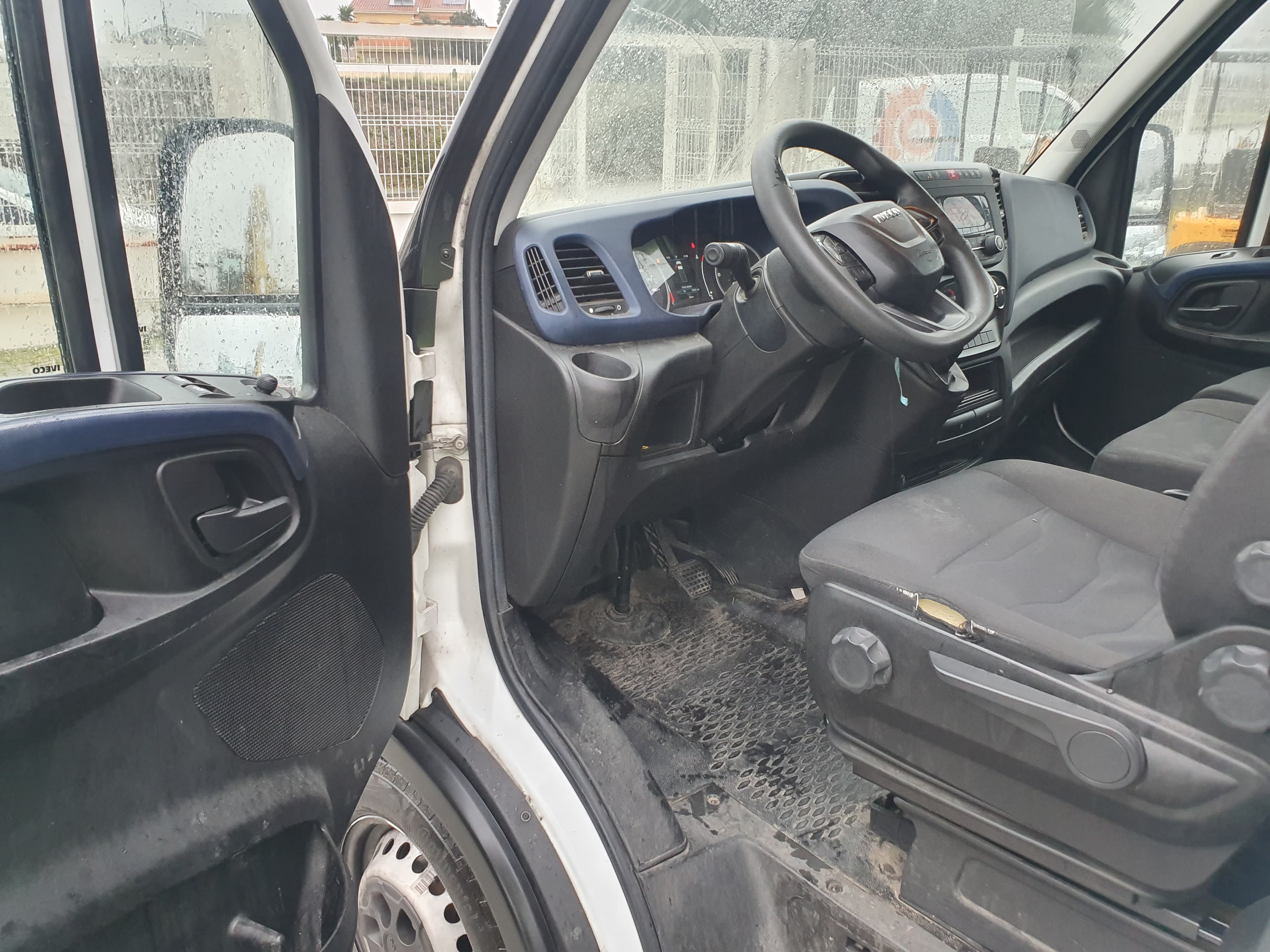 Iveco Daily 35-140 · Ano 2020 — imagen 25