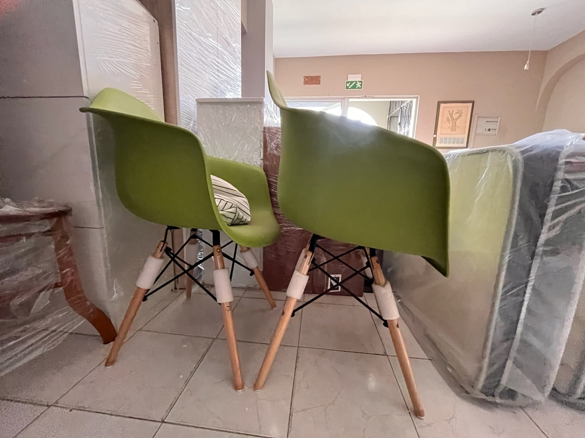 Chaises — image 2