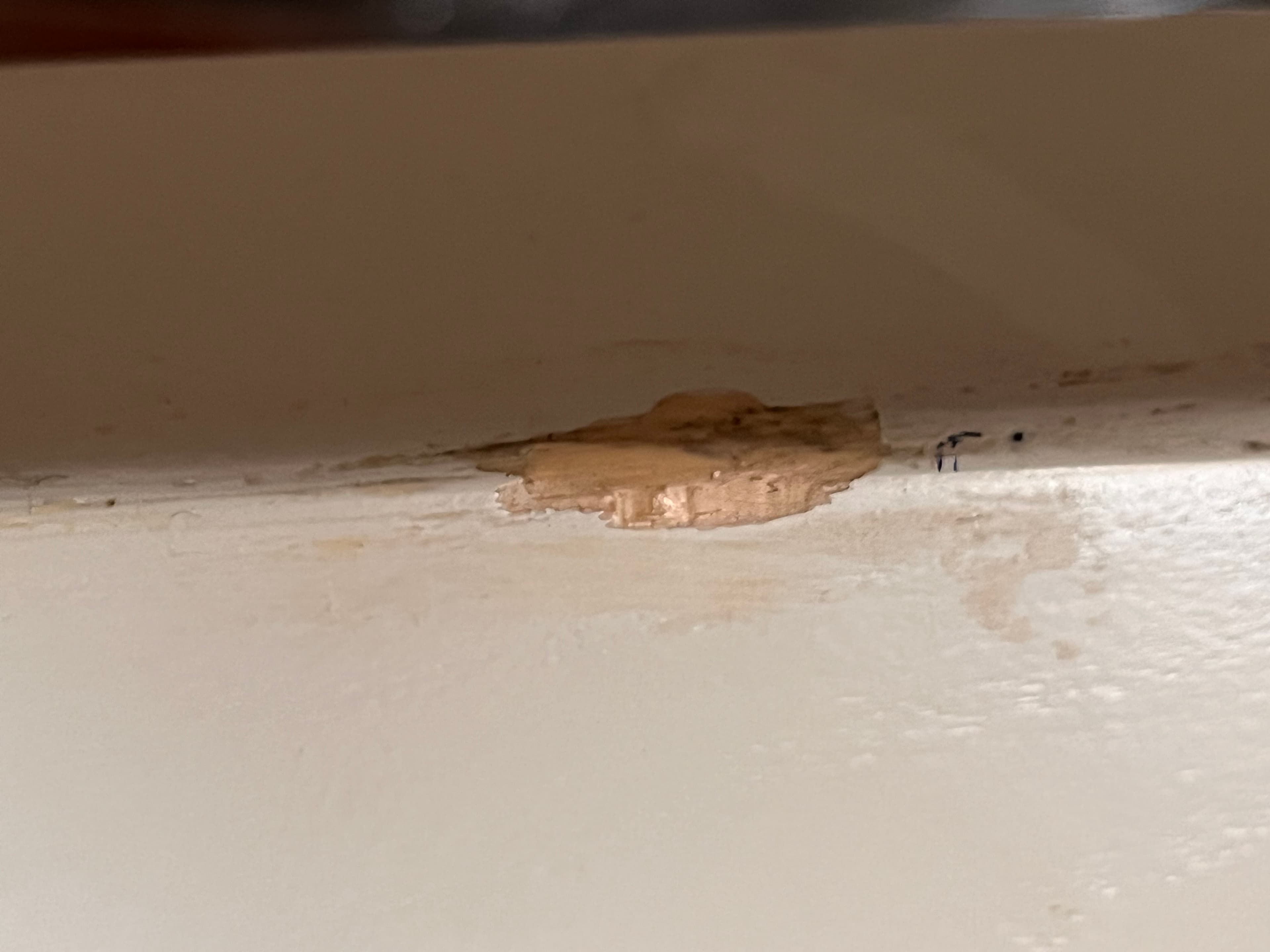 Cabeceira de cama de madeira branca — imagen 2