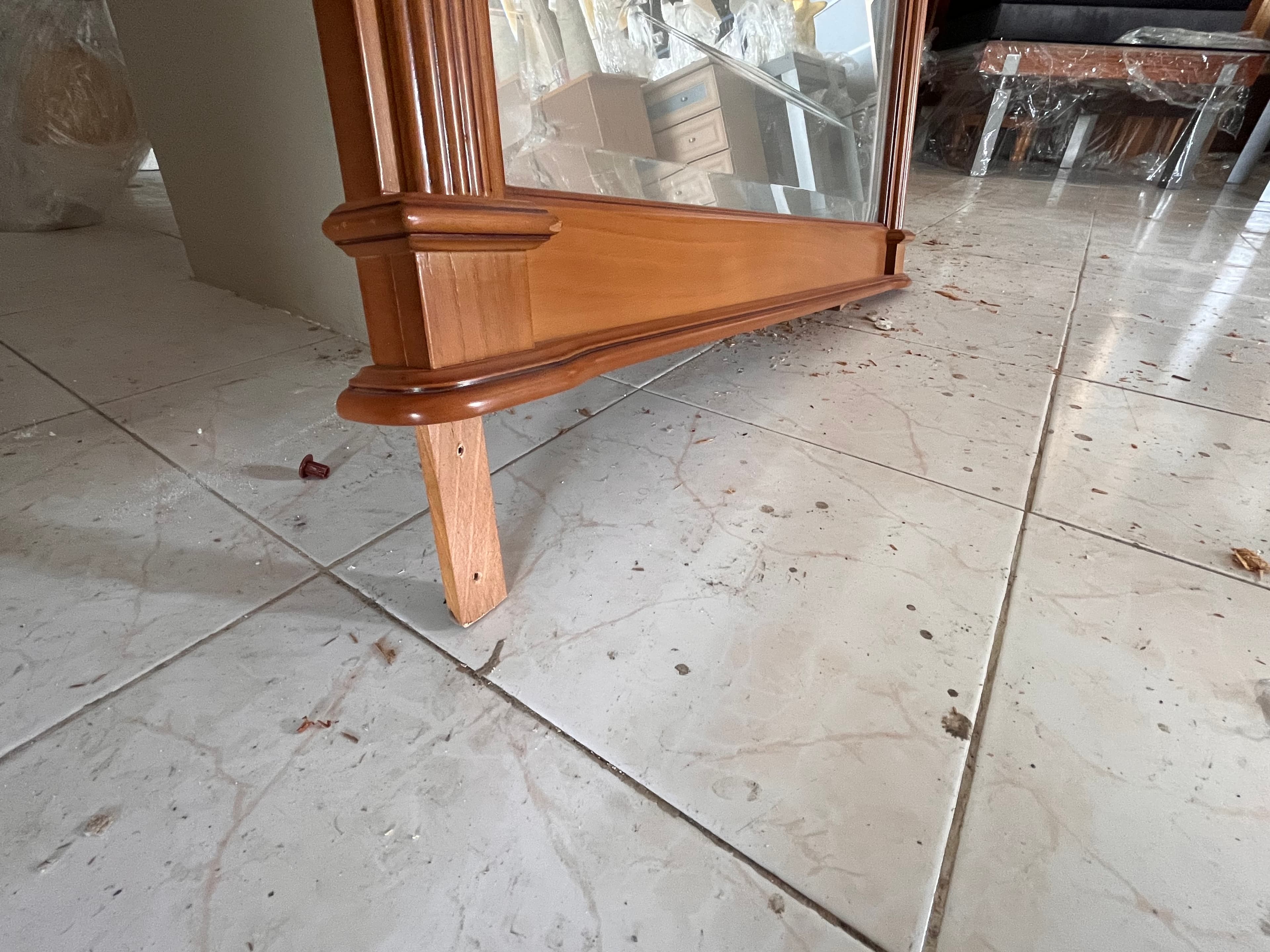 Miroir avec cadre en bois — image 3