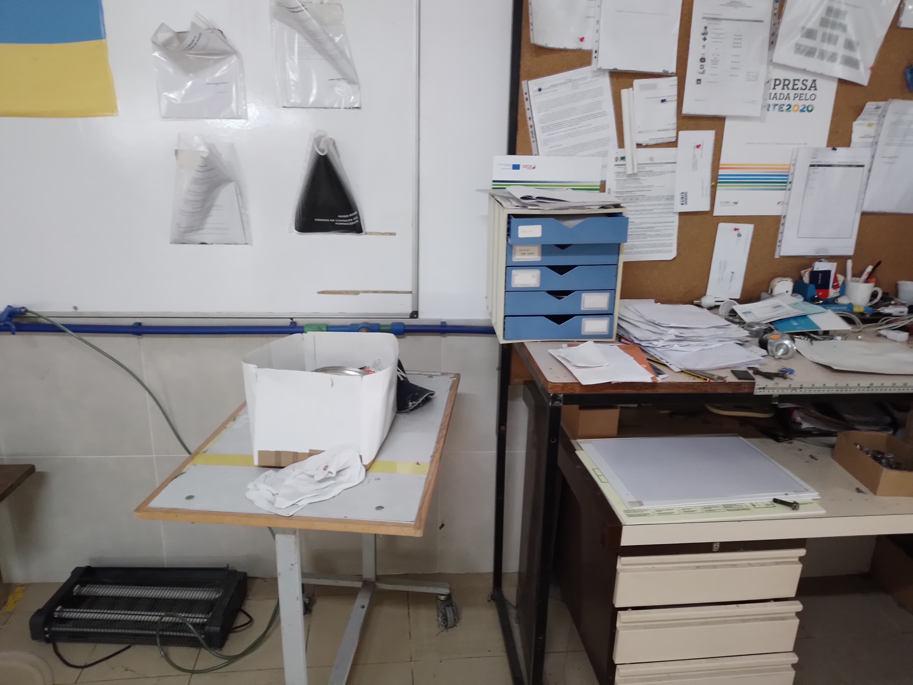 Estanteria · Equipamento Escritório · Diversos — imagem 32