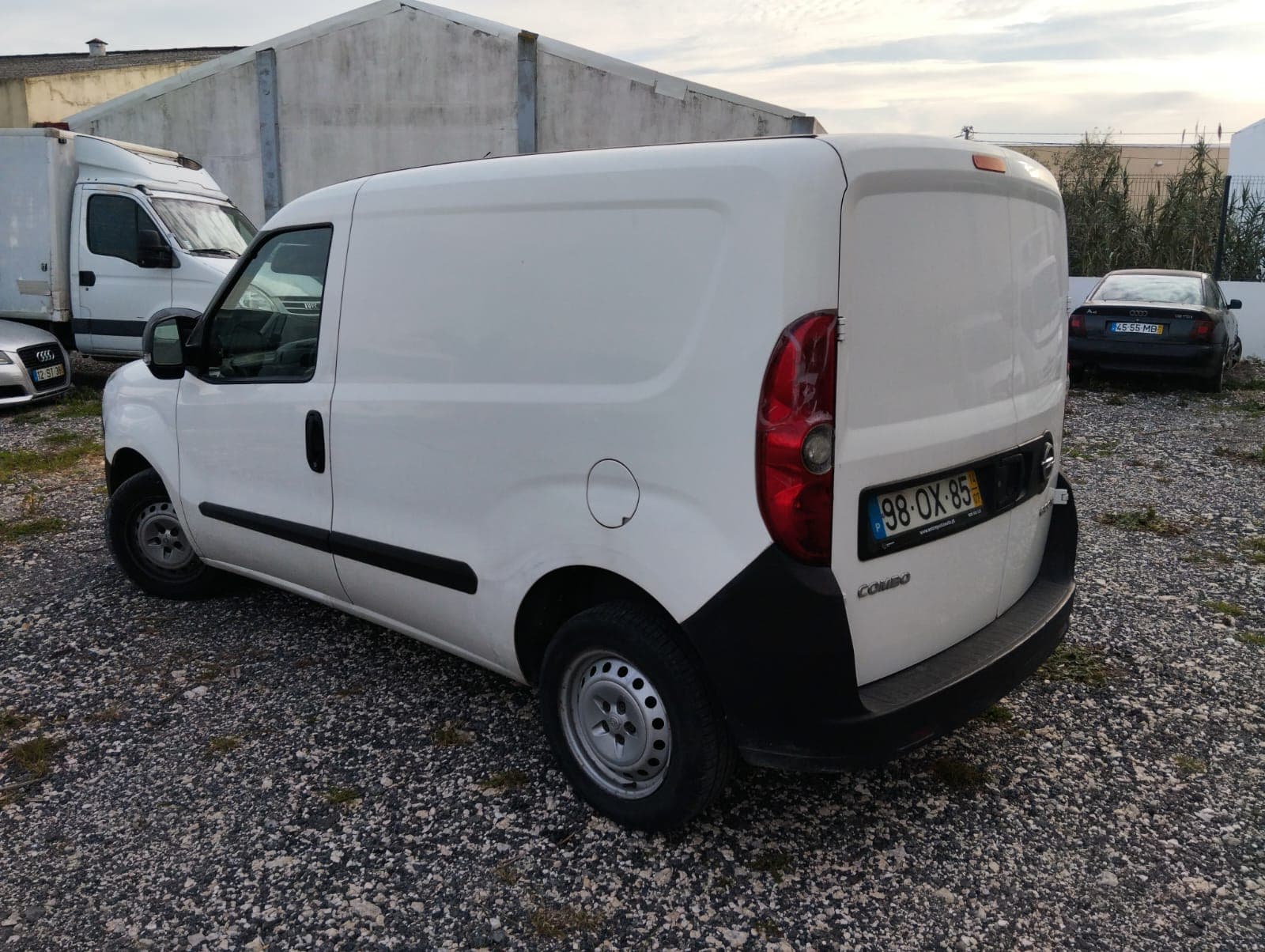 Opel Combo D Van 1.3 CDTI · Ano 2014 — imagen 6