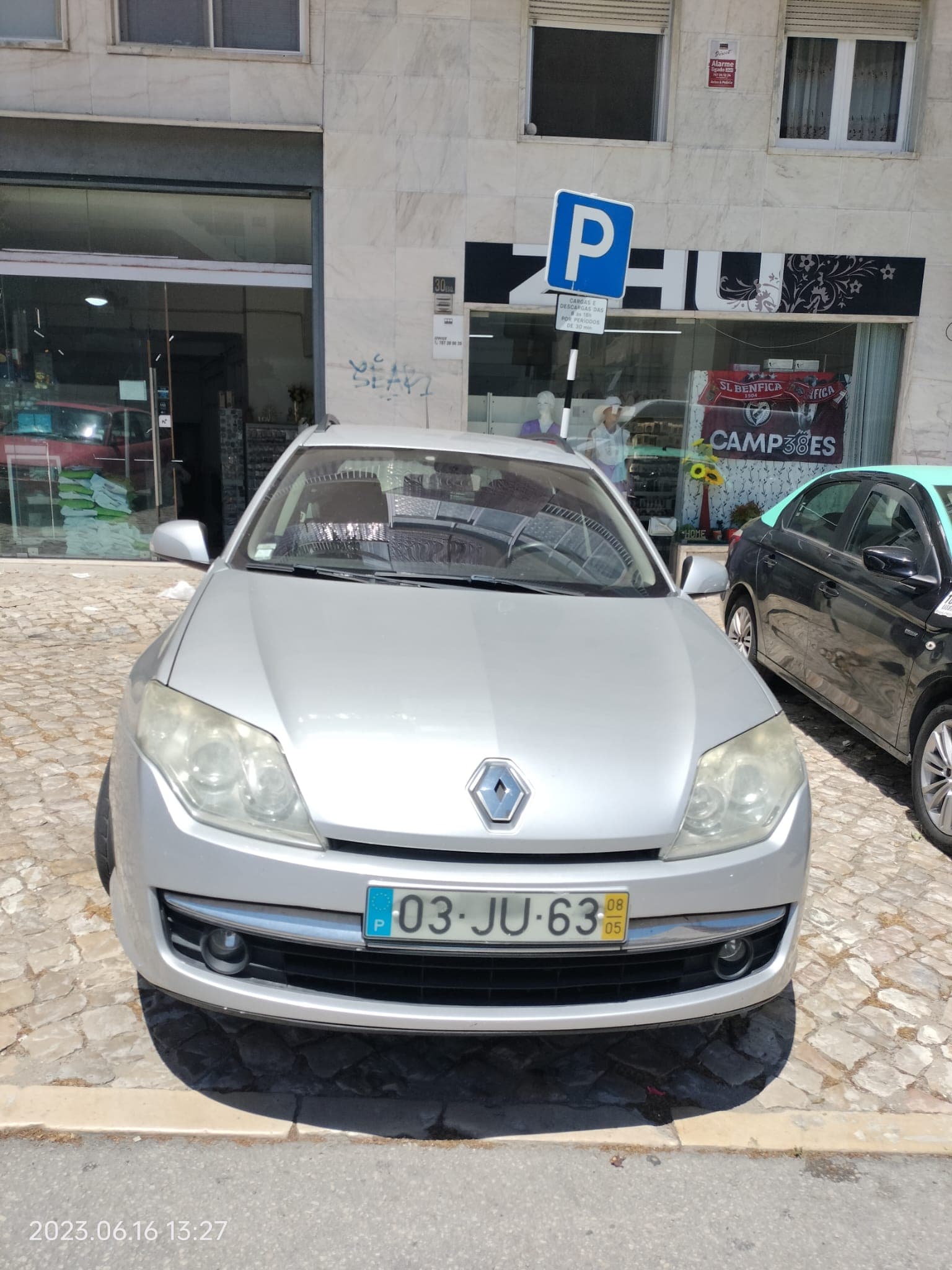 Renault Laguna 1.5 DCI · Ano 2008 — imagen 1