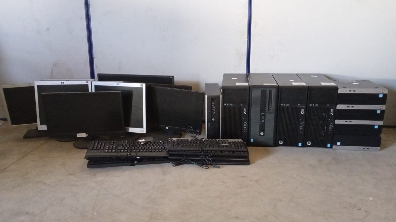 Computer hardware — image 1
