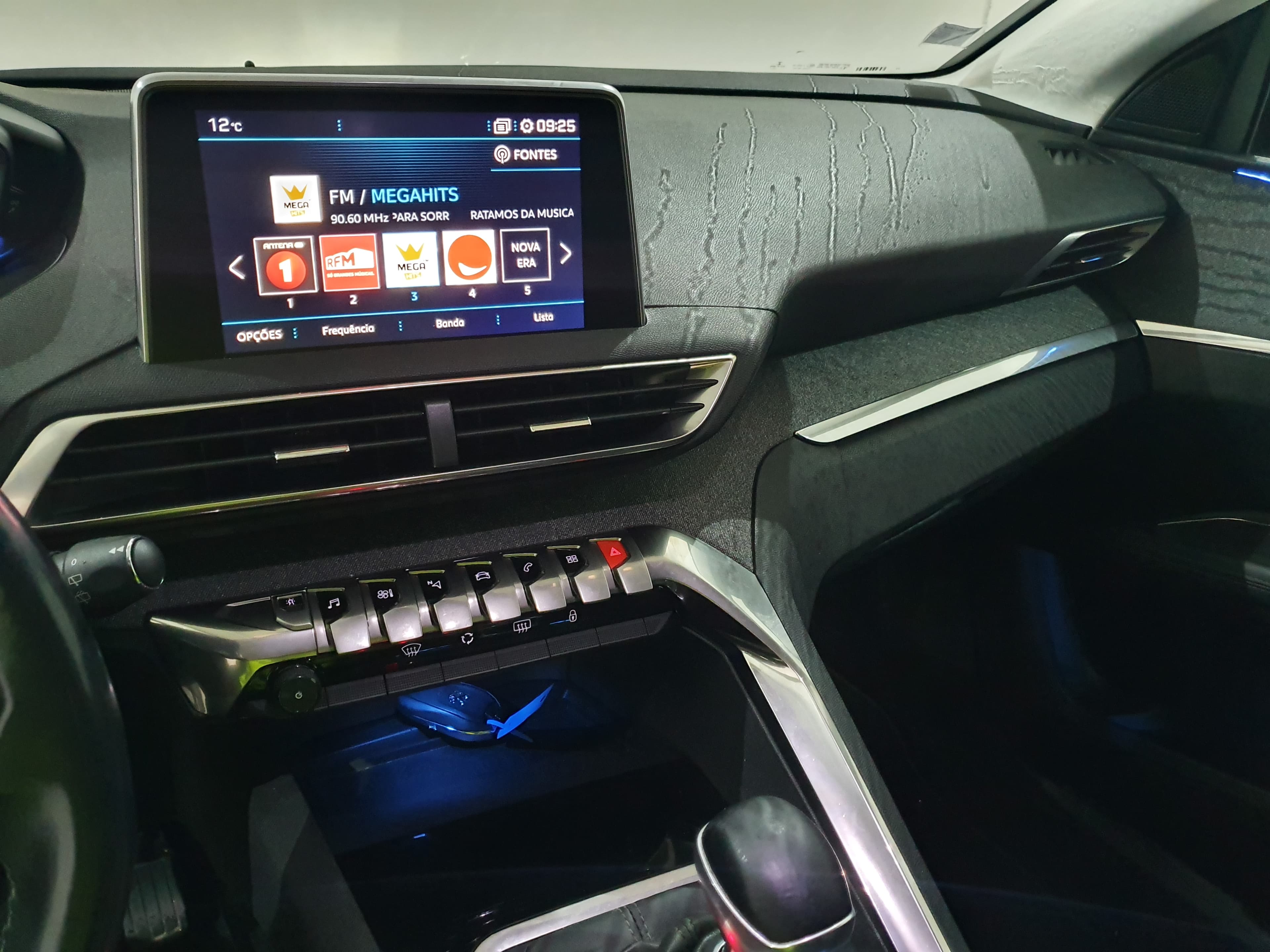 Peugeot 3008 · Ano 2017 — imagen 43