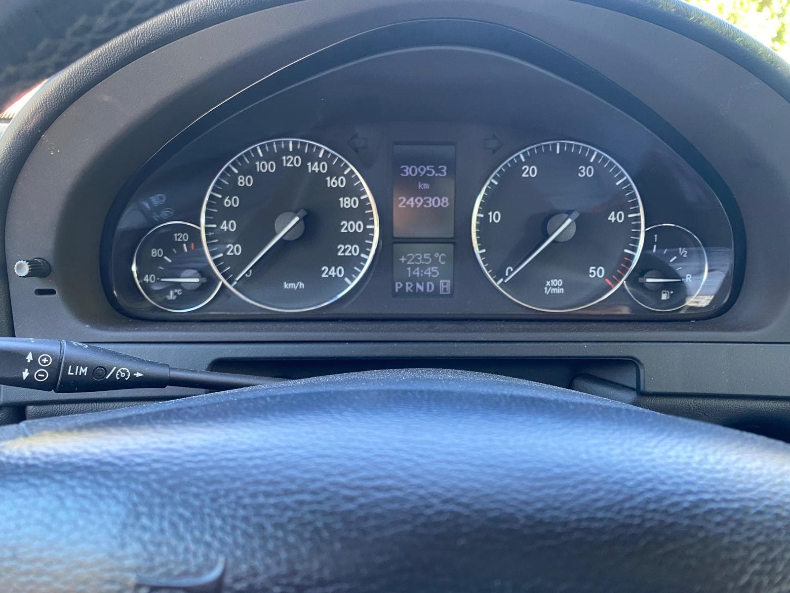 Mercedes-Benz G320 CDI · Ano 2008 — imagen 9