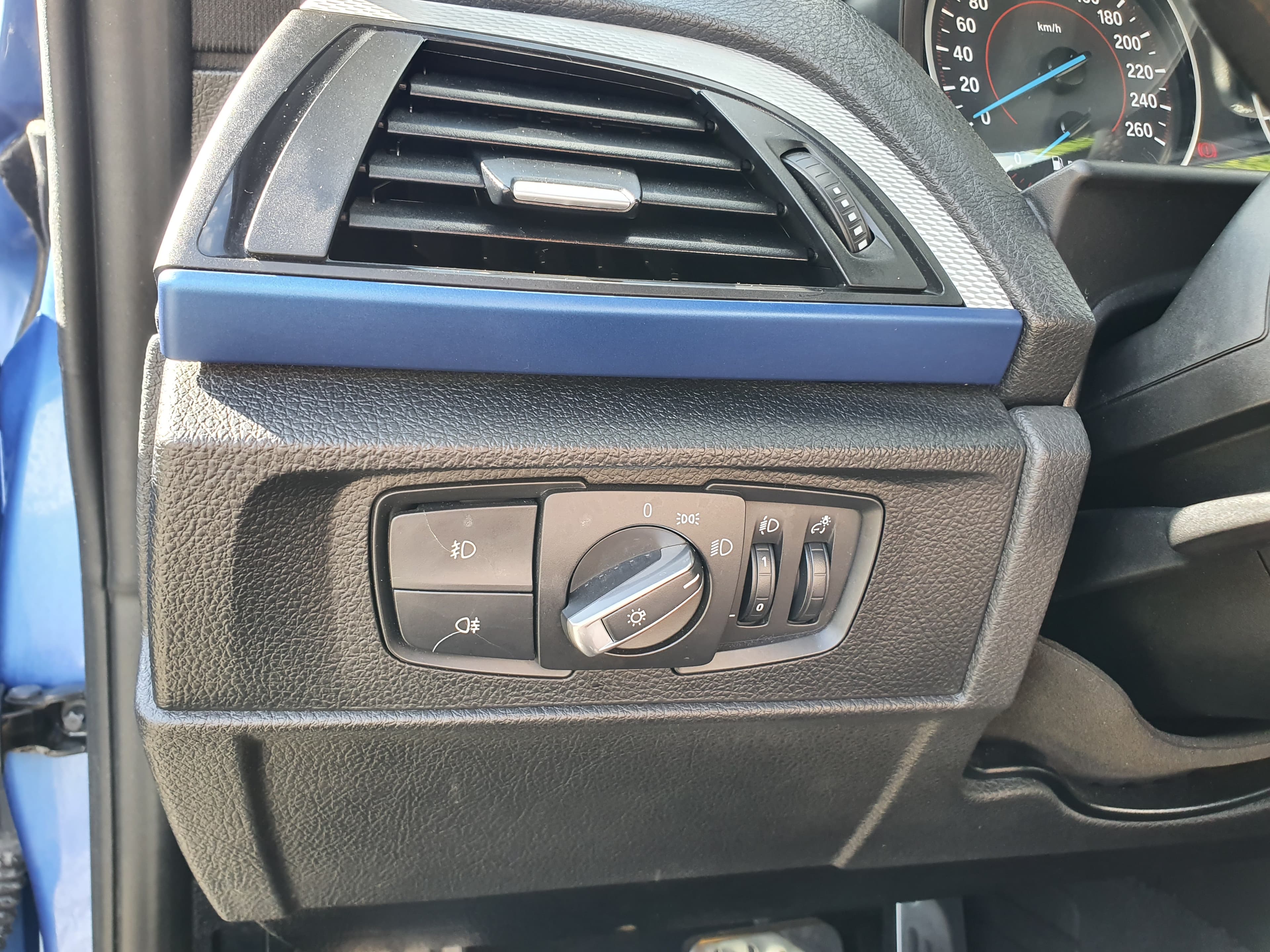 BMW 218D · Ano 2014 — image 39