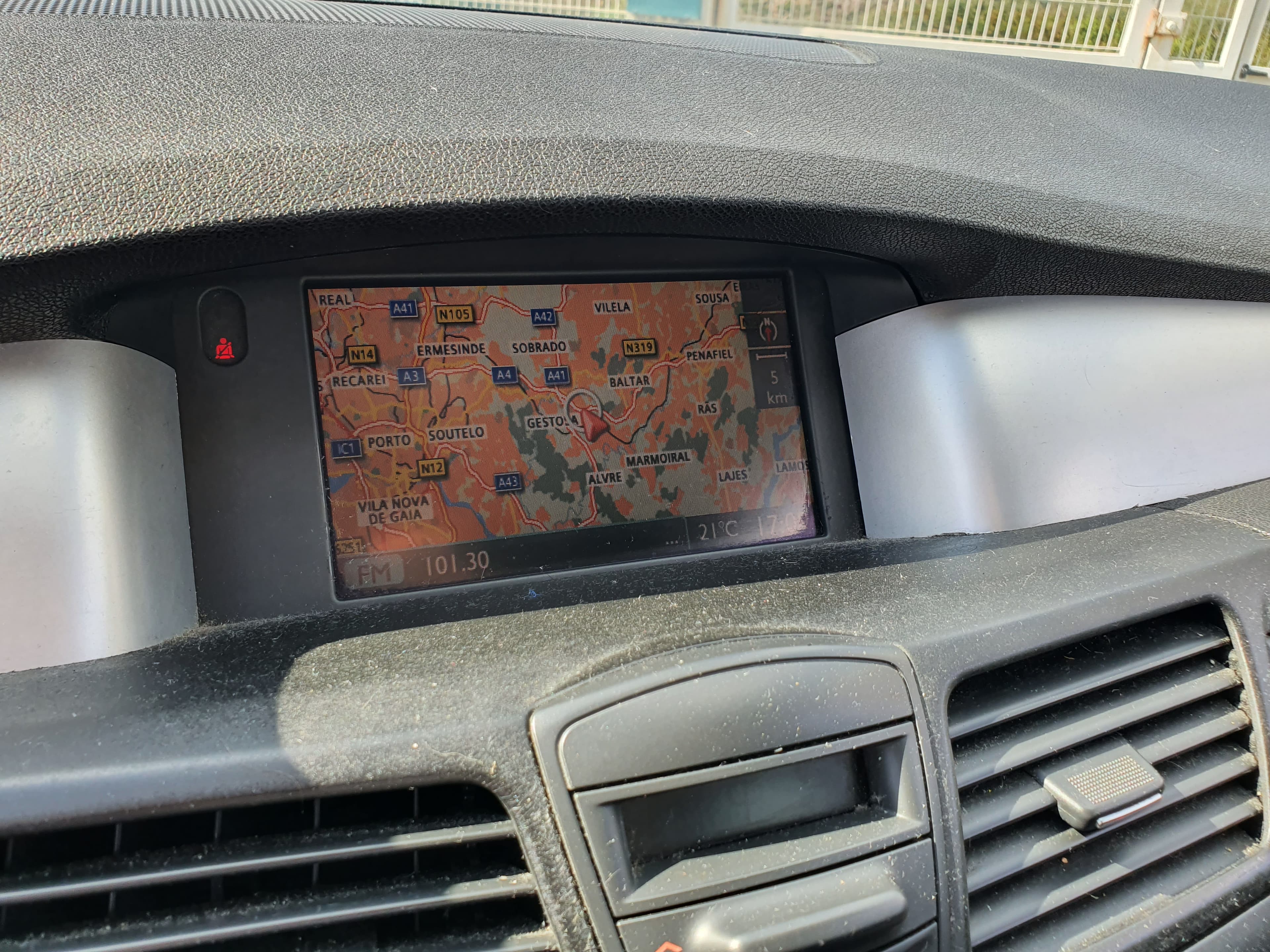 Renault Laguna · Ano 2008 — imagen 32