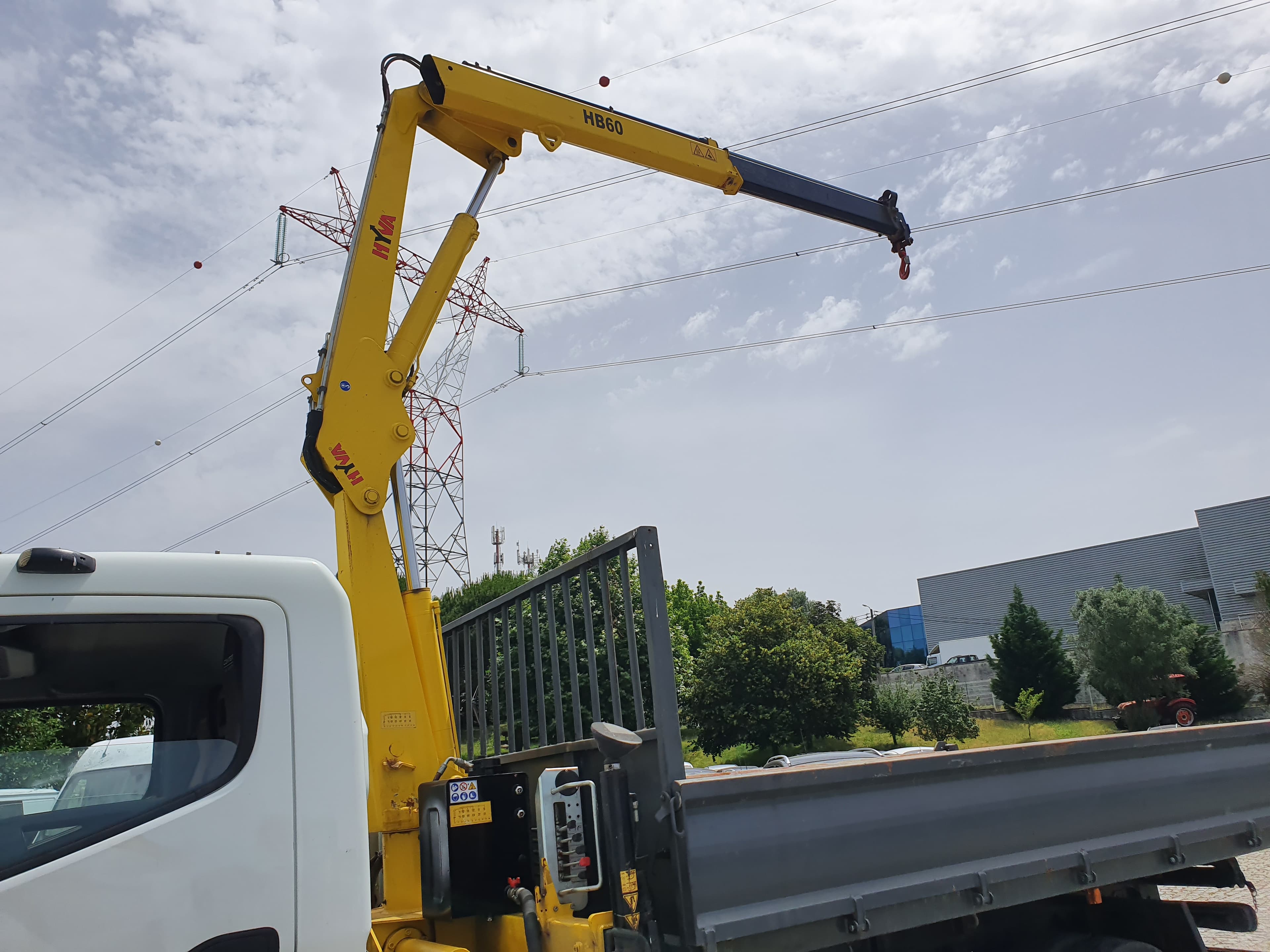 Mitsubishi Canter Fuso 7C18 · Ano 2013 — imagem 15
